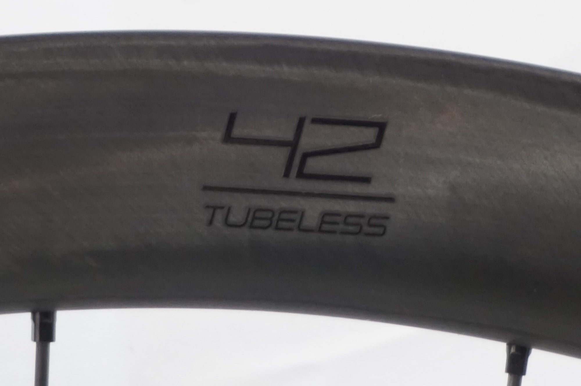 CADEX 「カデックス」 42 TUBELESS DISC シマノ11速 ホイールセット / 世田谷店
