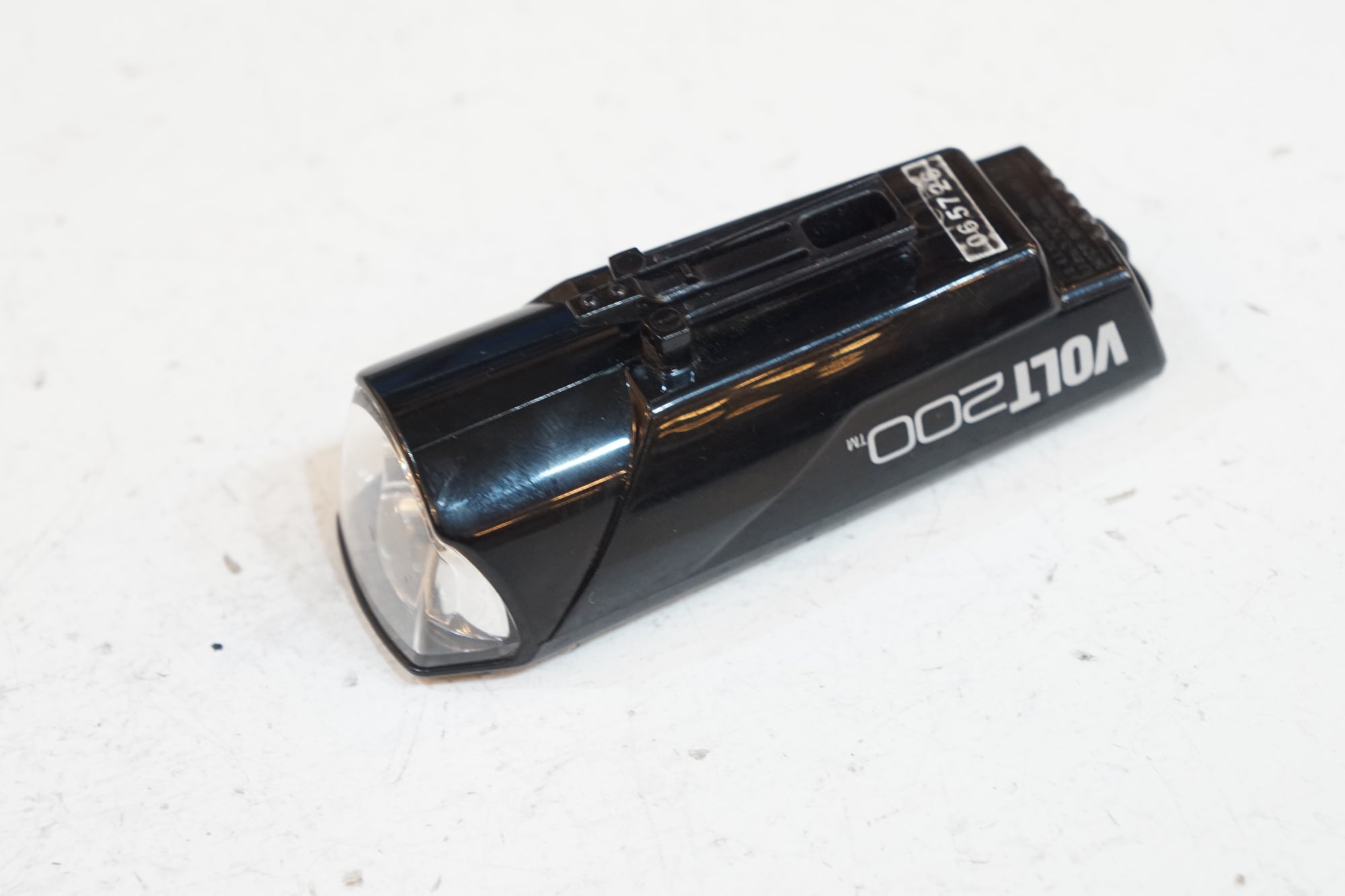 CATEYE 「キャットアイ」 VOLT200 フロントライト / バイチャリ浦和ベース