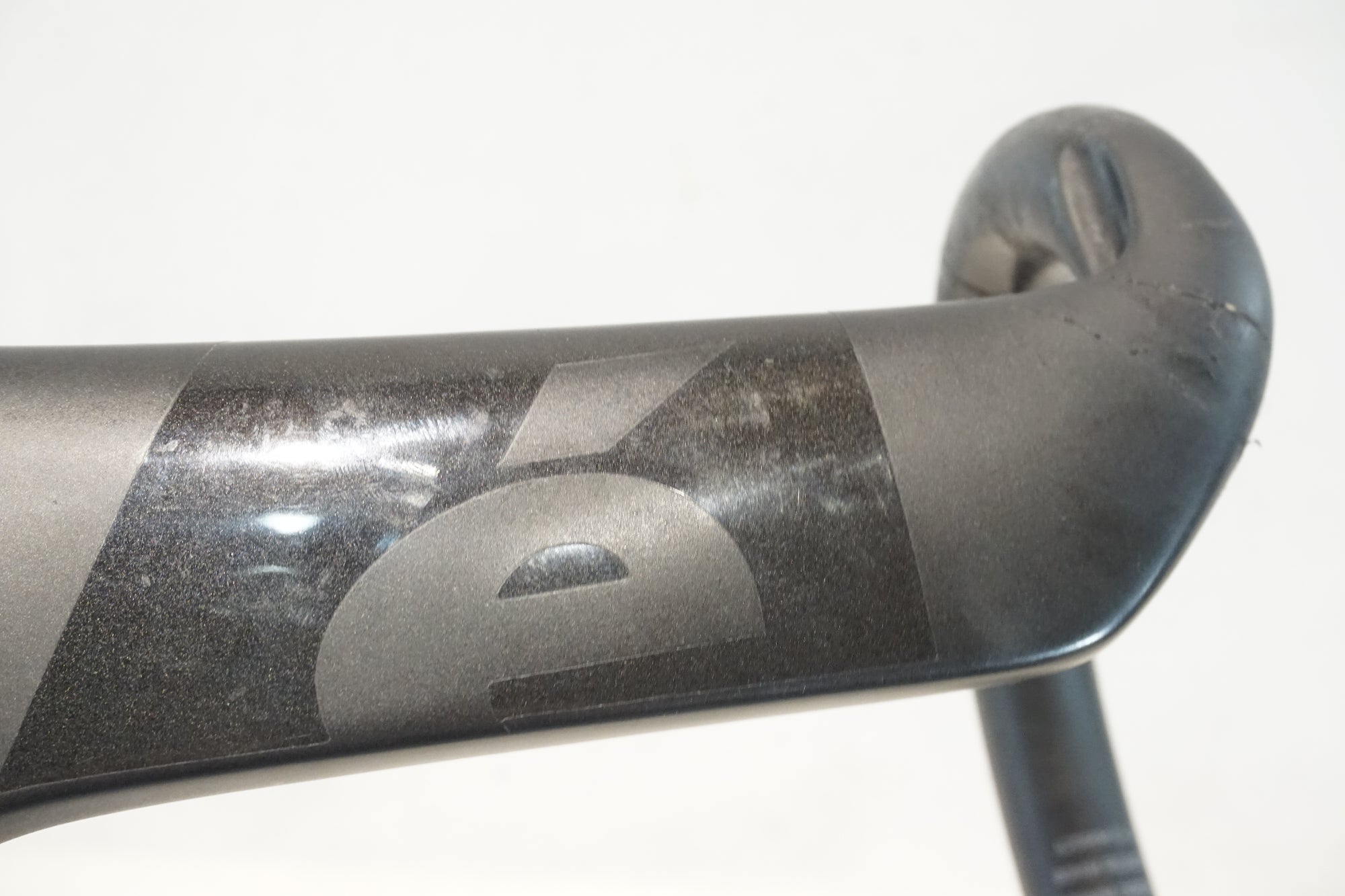 CERVELO 「サーベロ」 CARBON AERO φ31.8 420mm ハンドル / 横浜戸塚店