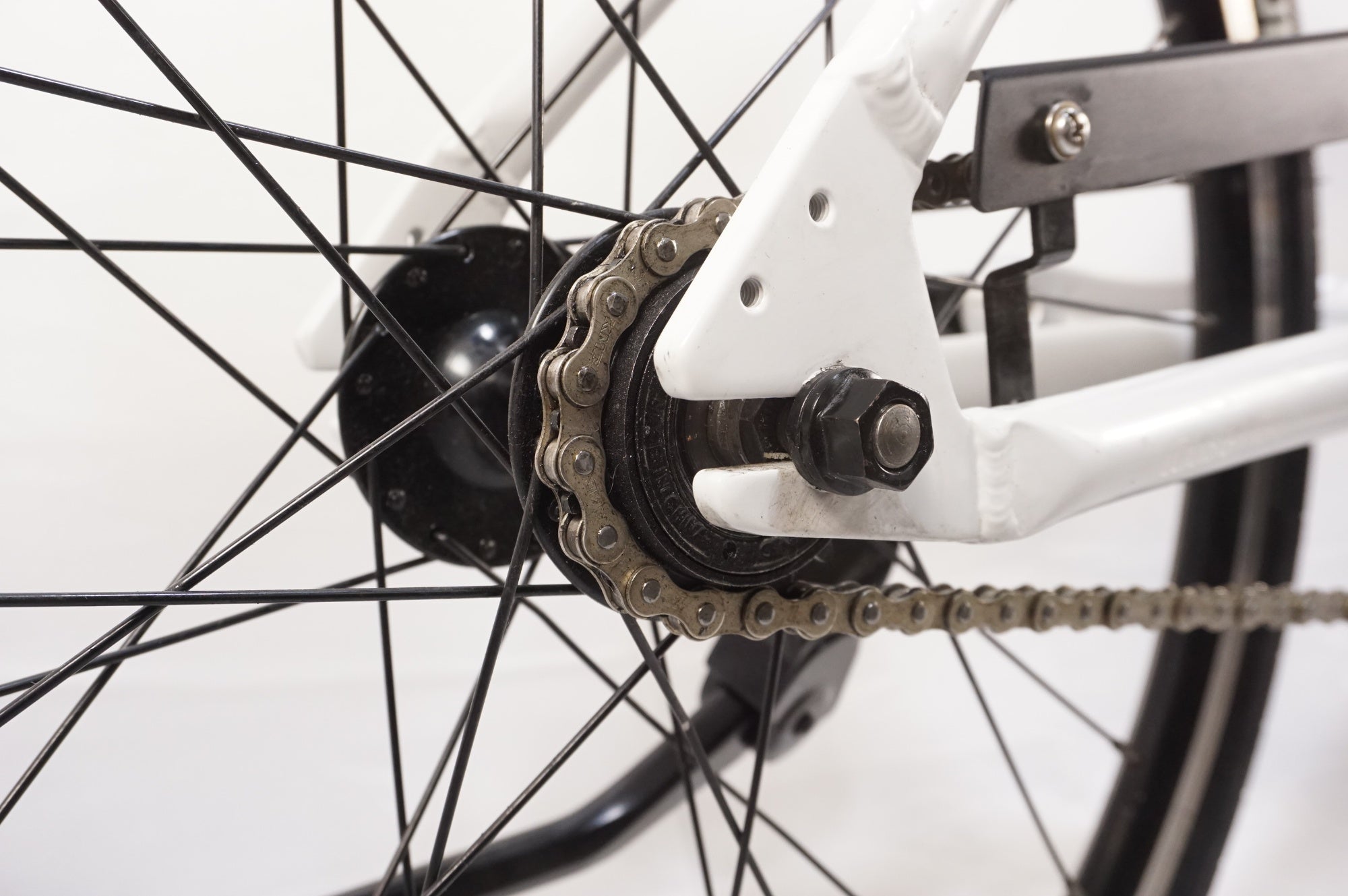 LOUIS GARNEAU 「ルイガノ」 EASEL SS 2023年モデル 20インチ ミニベロ / 中目黒店