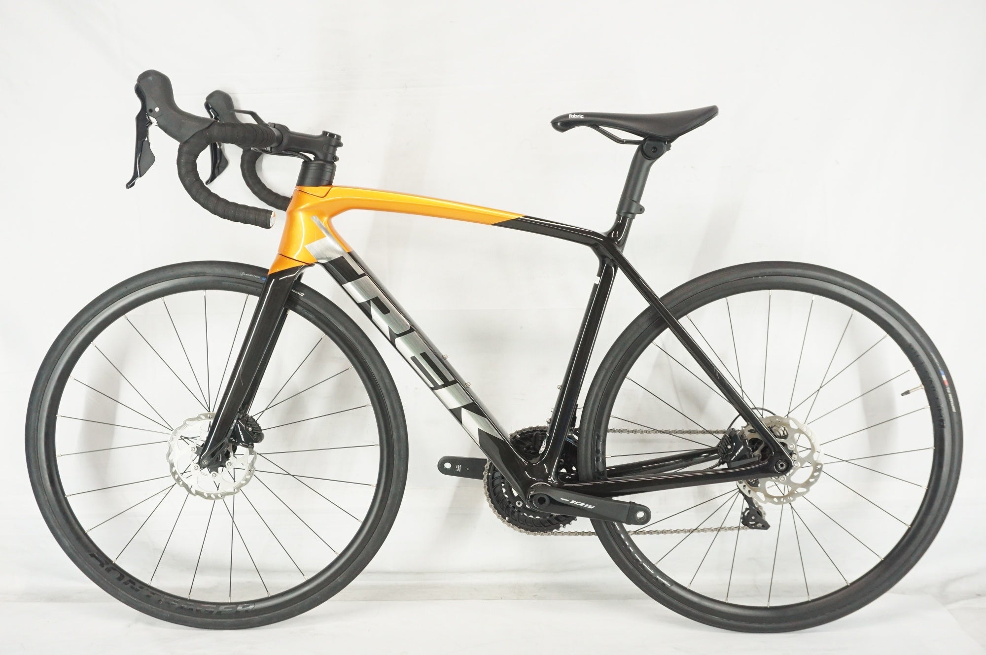 TREK 「トレック」 EMONDA SL7 DISC 2021年モデル ロードバイク / 阪急塚口店