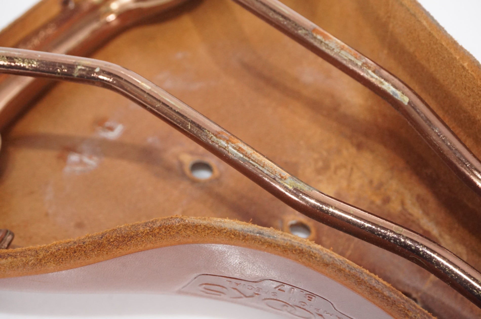 BROOKS 「ブルックス」 B17 サドル / AKIBA店