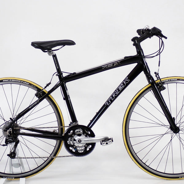 The 1st Trek ZX6000 Mountain Bike - Pedal Room