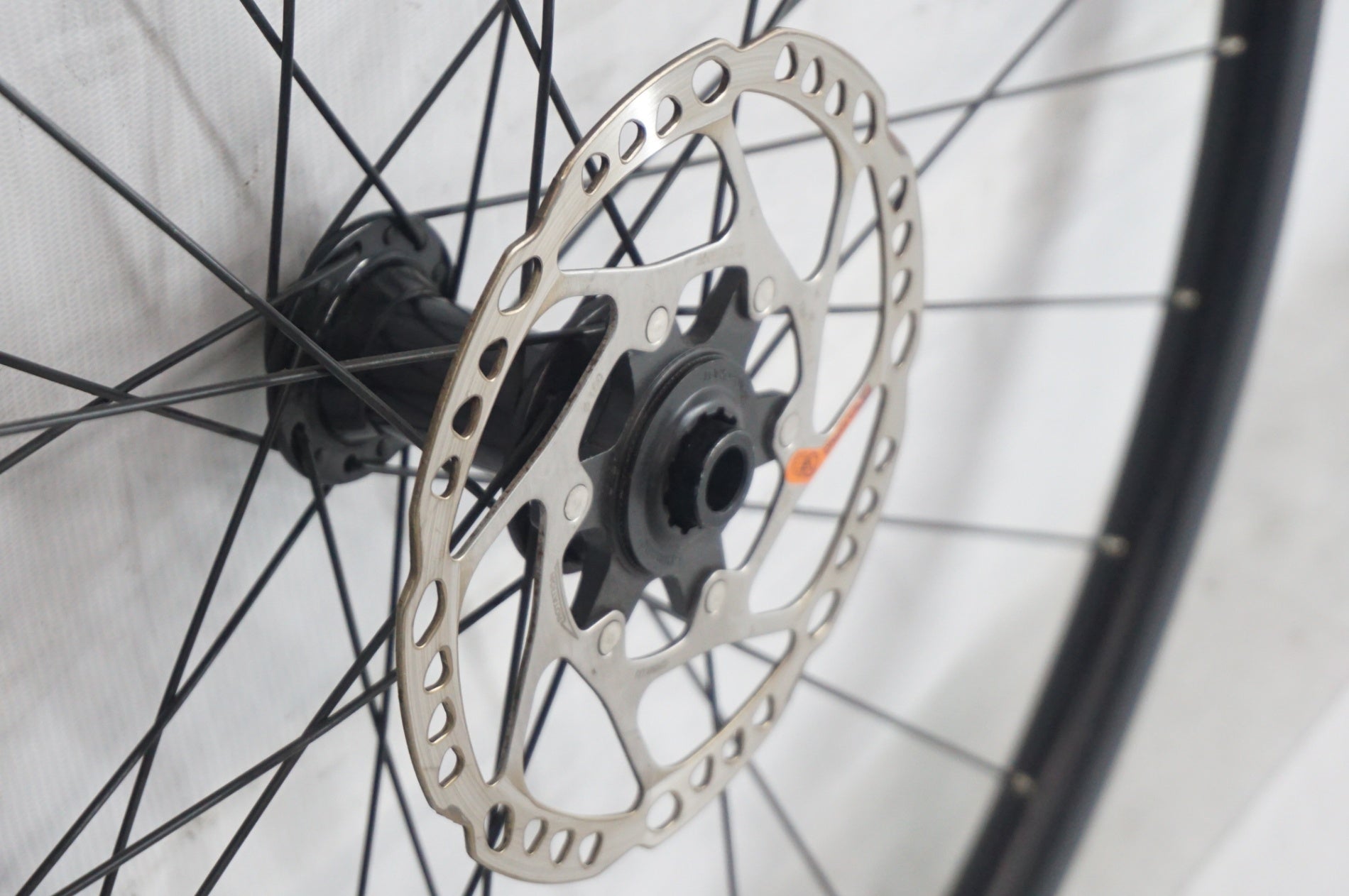 SYNCROS 「シンクロス」 RACE 24 DISC シマノ11速 ホイールセット