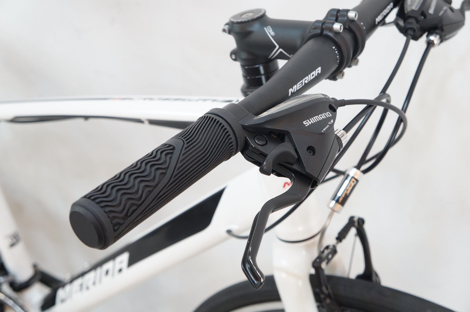 MERIDA 「メリダ」 CROSSWAY 300-R 2017年モデル クロスバイク MERIDA 「メリダ」 CROSSWAY 300-R 2017年モデル クロスバイク
