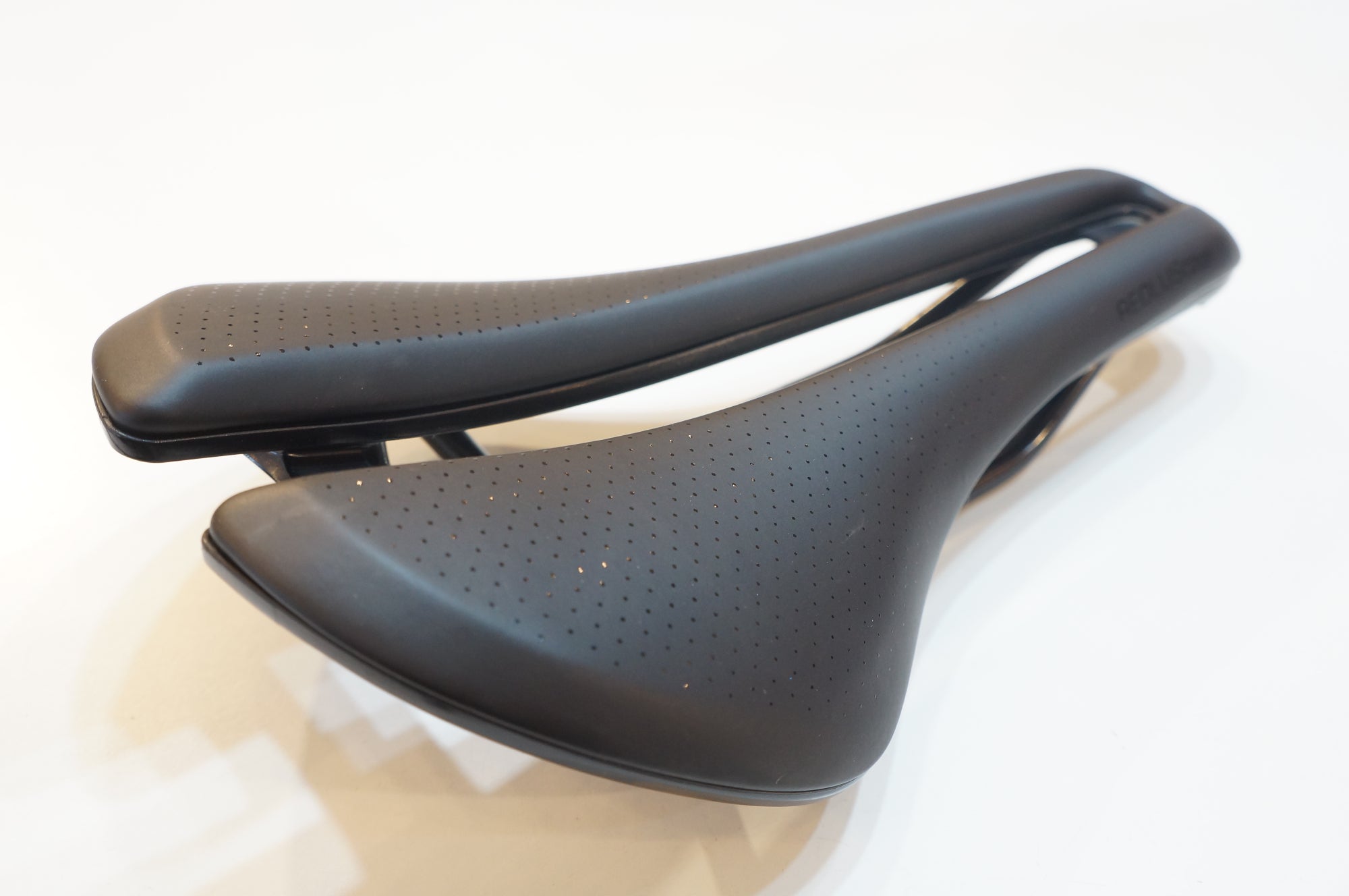BONTRAGER 「ボントレガー」 AEOLUS COMP サドル / バイチャリ浦和ベース
