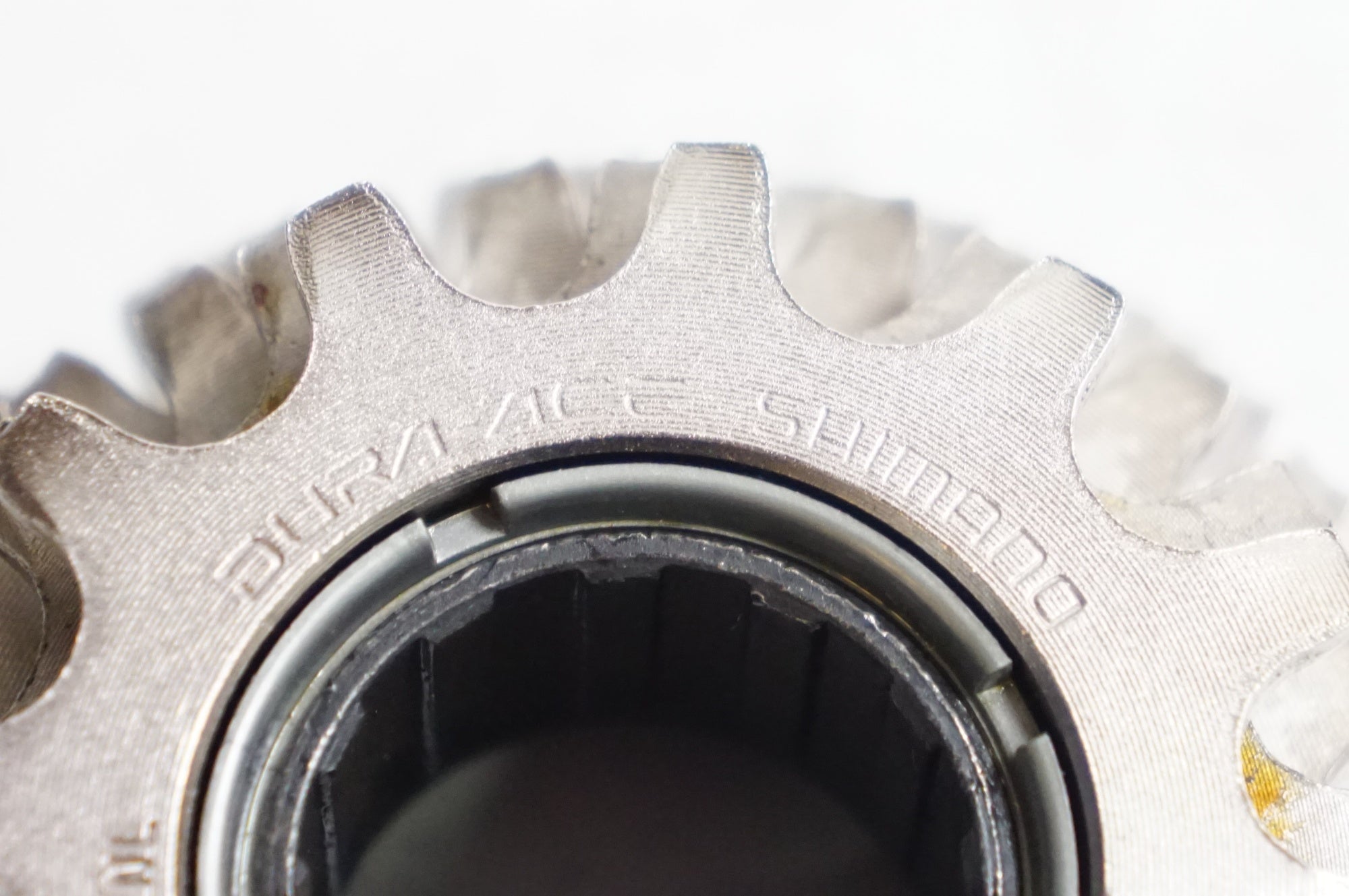 SHIMANO 「シマノ」 DURA-ACE MF-7400-7 ボスフリー 12-18T スプロケット / 熊谷本店