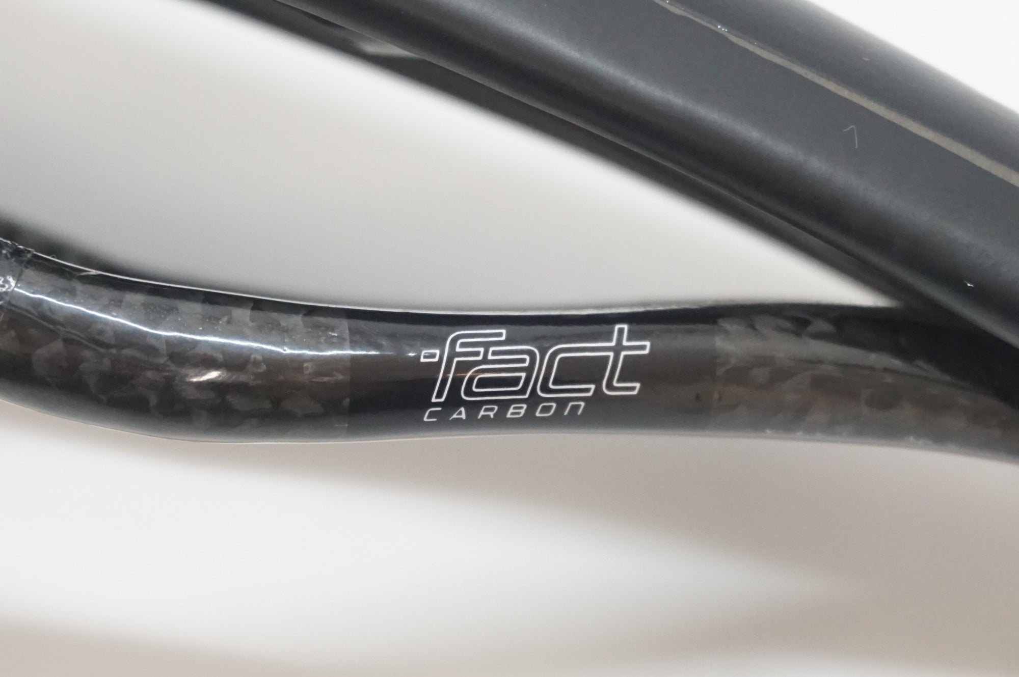 SPECIALIZED 「スペシャライズド」 S-WORKS TOUPE サドル / 福岡