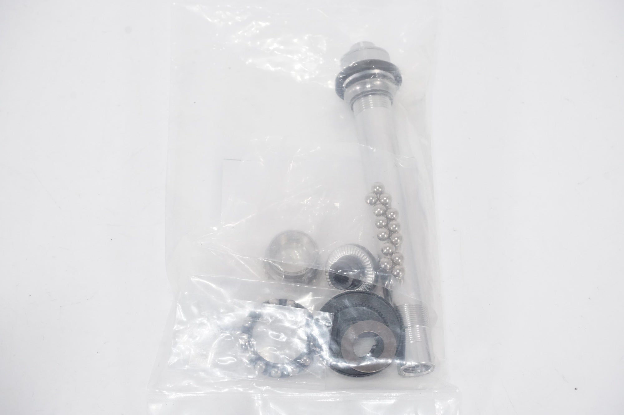 SHIMANO 「シマノ」WH-R9100 ハブアクスル / AKIBA店