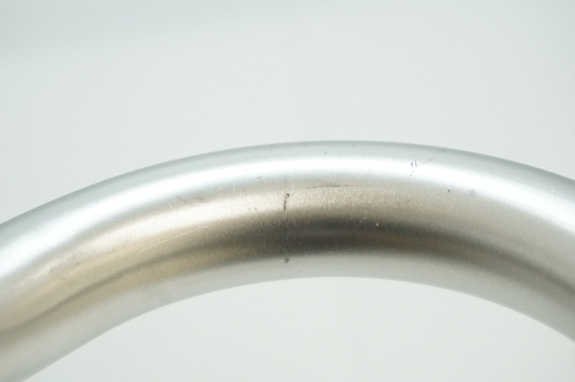 NITTO 「ニットー」 UNIVERSIADE 105 φ25.4 370mm ハンドル / 福岡アイランドシティ店