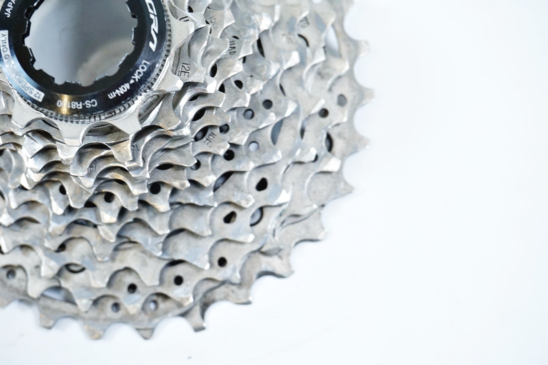 SHIMANO 「シマノ」 ULTEGRA CS-R8100 11-30T スプロケット / 有明