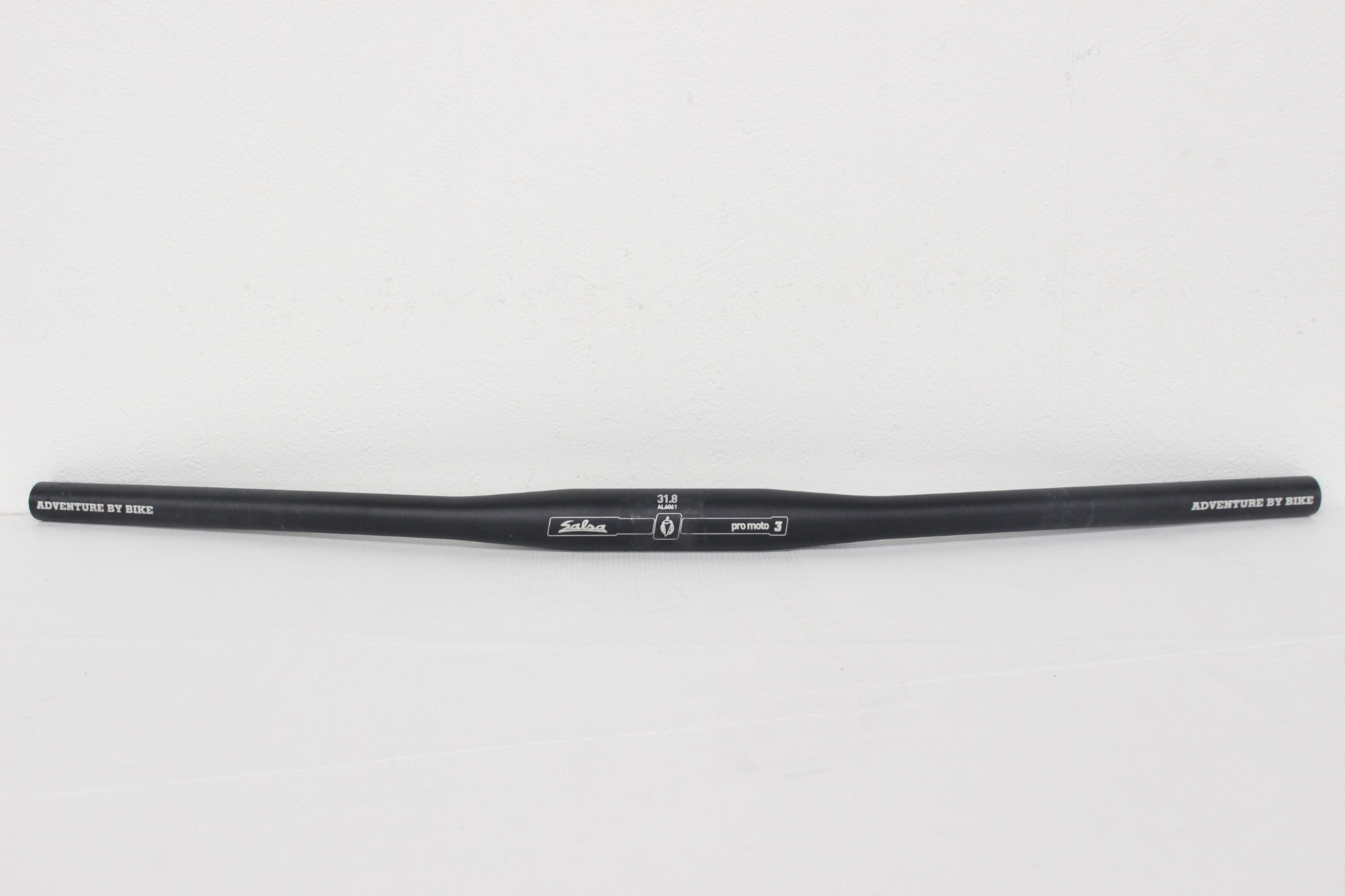 SALSA 「サルサ」 PRO MOTO 3 Φ31.8 710mm バーハンドル / 阪急塚口店
