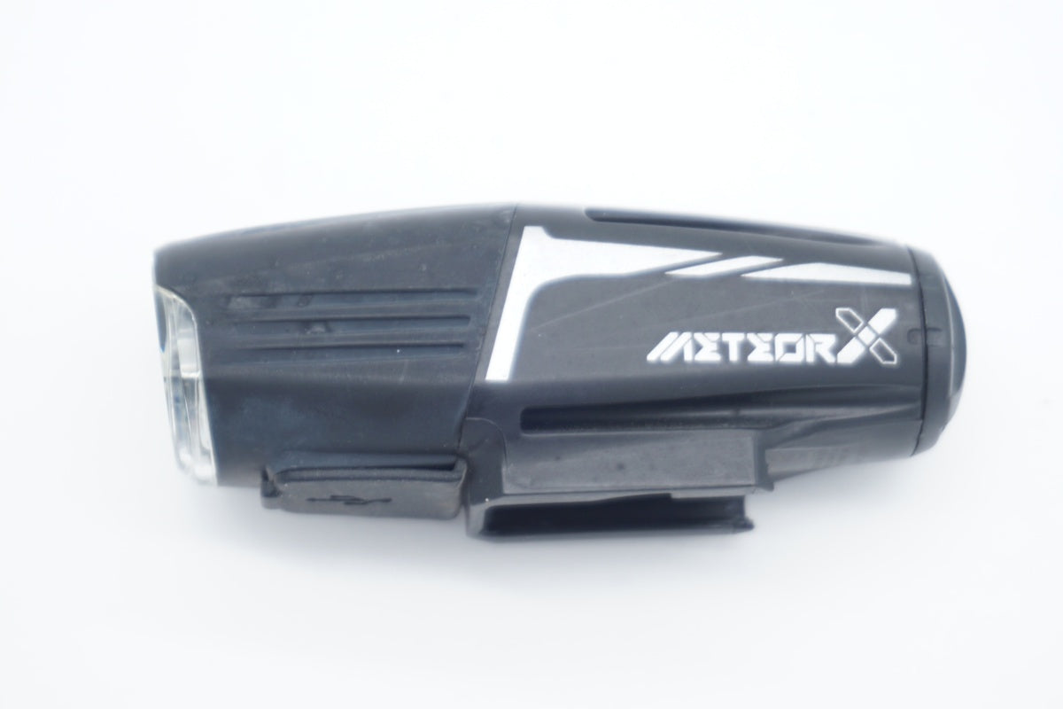 MOON 「ムーン」 METEOR X フロントライト / 滋賀大津店