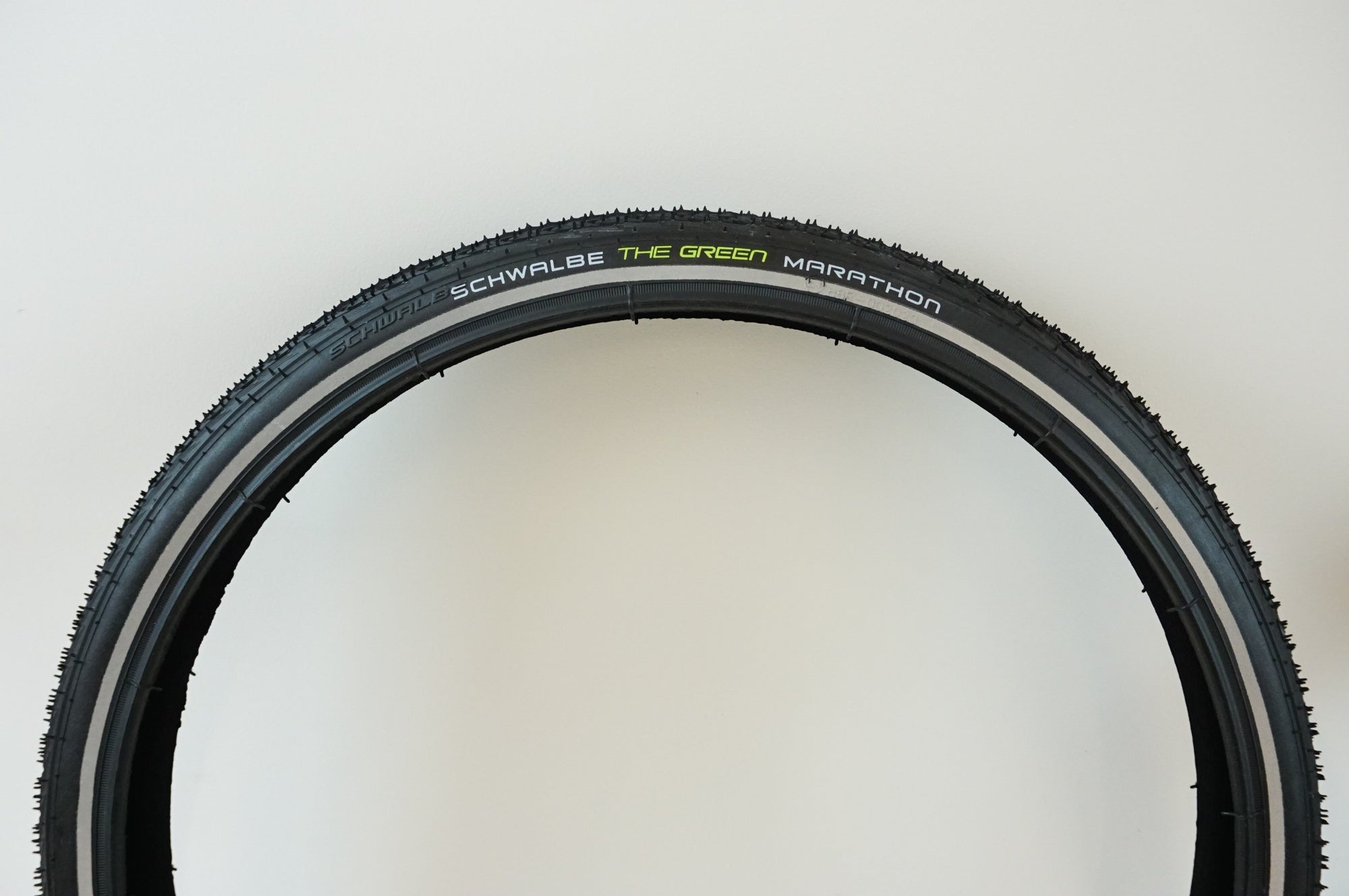 SCHWALBE 「シュワルベ」 マラソン 16X1.35 / 浜松店