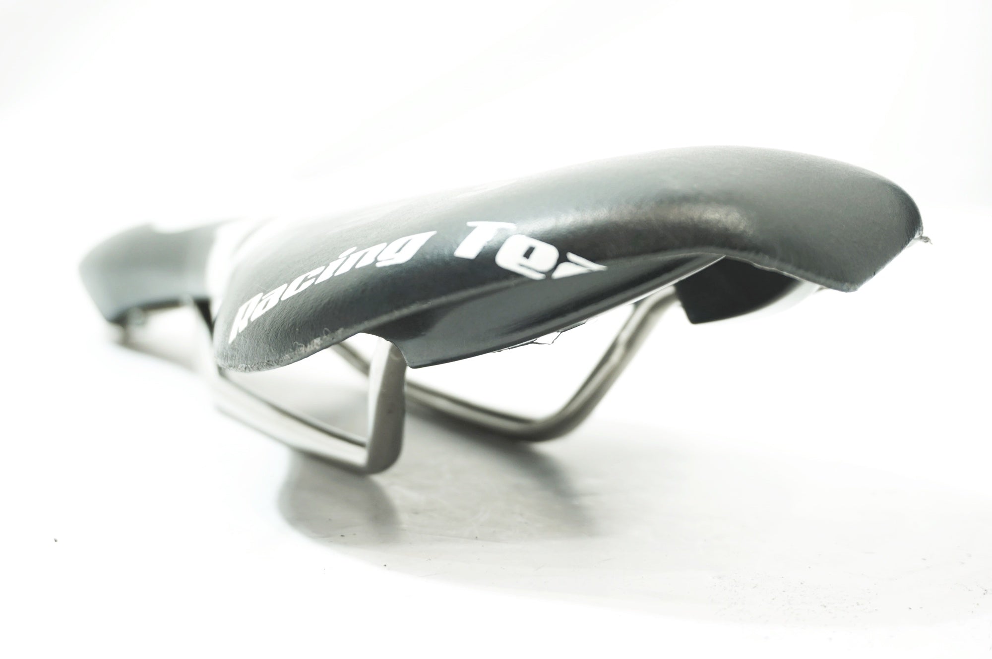 sanmarco サドル　新品未使用 SELLE SAN MARCO 「セラサンマルコ」 RACING TEAM サドル