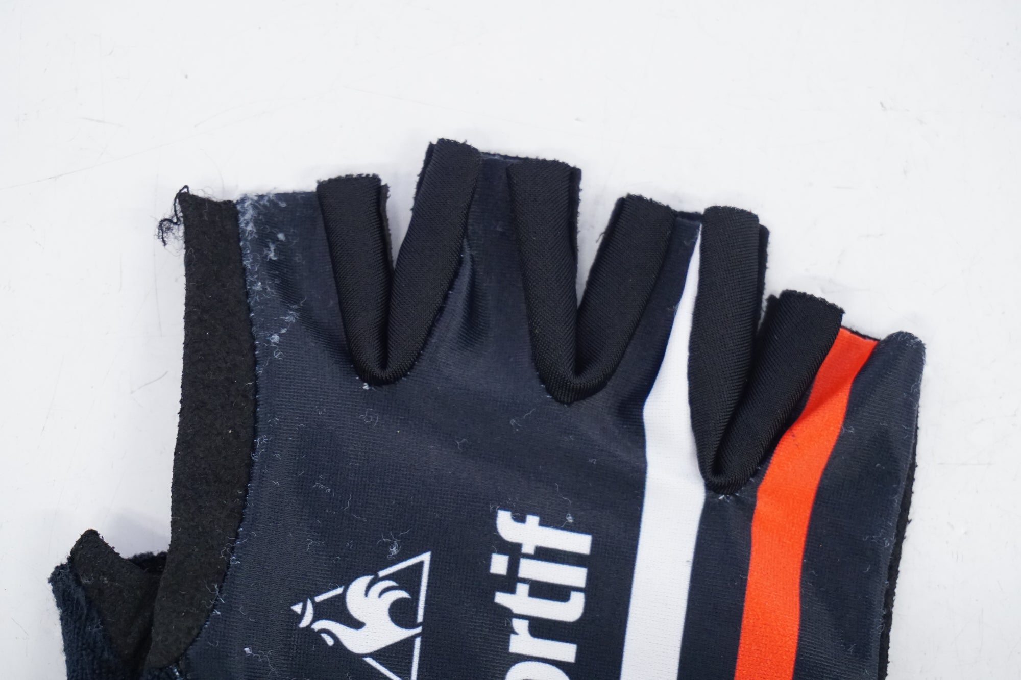 LE COQ SPORTIF 「ルコックスポルティフ」 Mサイズ グローブ