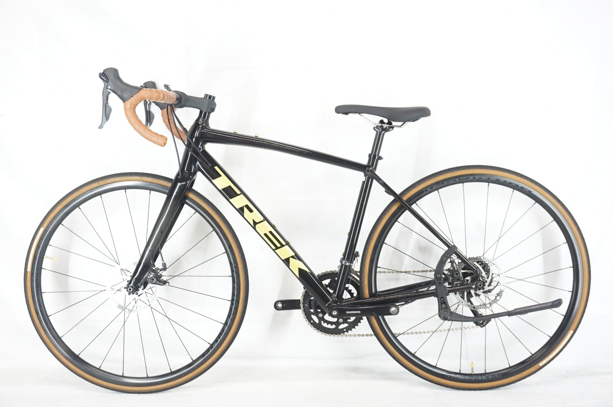 自転車本体 TERK Domane AL2 Disc TREK「トレック」 DOMANE AL2 DISC 2024年モデル ロードバイク
