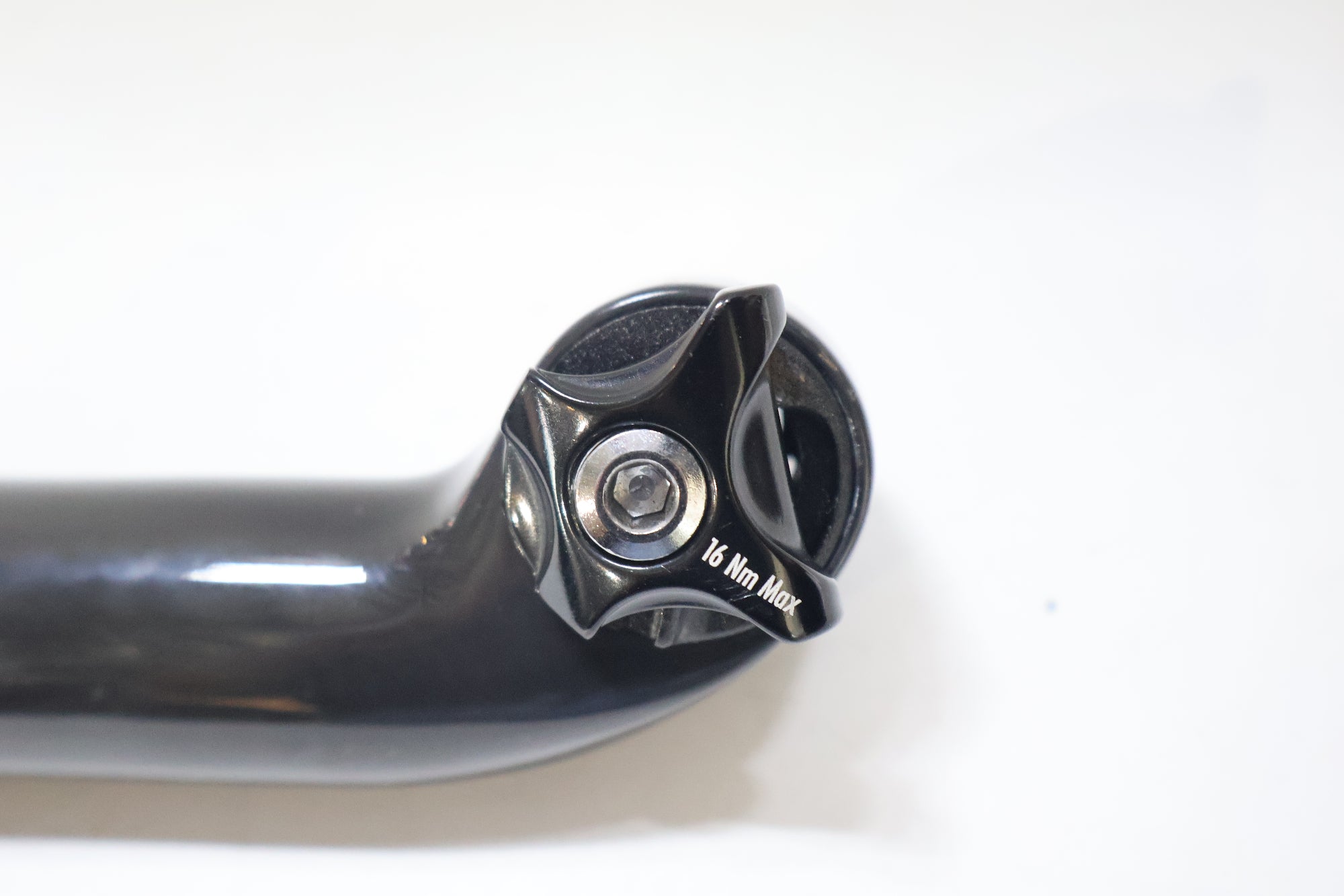 BONTRAGER RIDETUNED カーボンシートマストキャップ BONTRAGER 「ボントレガー」 RIDETUNED カーボンシートマスト