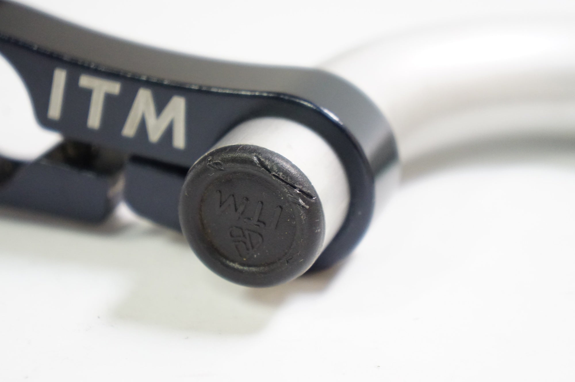 ITM 「アイティーエム」 HOOKS CLIP-ON エクステンションバー / 熊谷本店