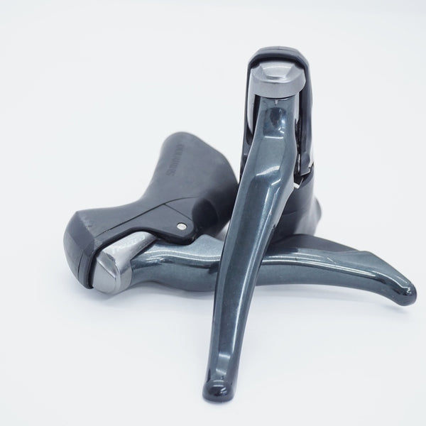 Shimano Tiagra ST-4700 デュアルコントロールレバー 左右 SHIMANO 「シマノ」 TIAGRA ST-4700 デュアルコントロールレバー