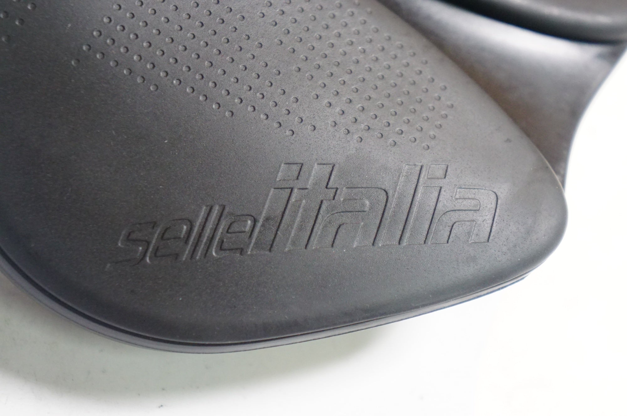 SELLE ITALIA 「セライタリア」 NOVUS BOOST EVO FEC ALLOY SUPERFLOW サドル / 熊谷本店