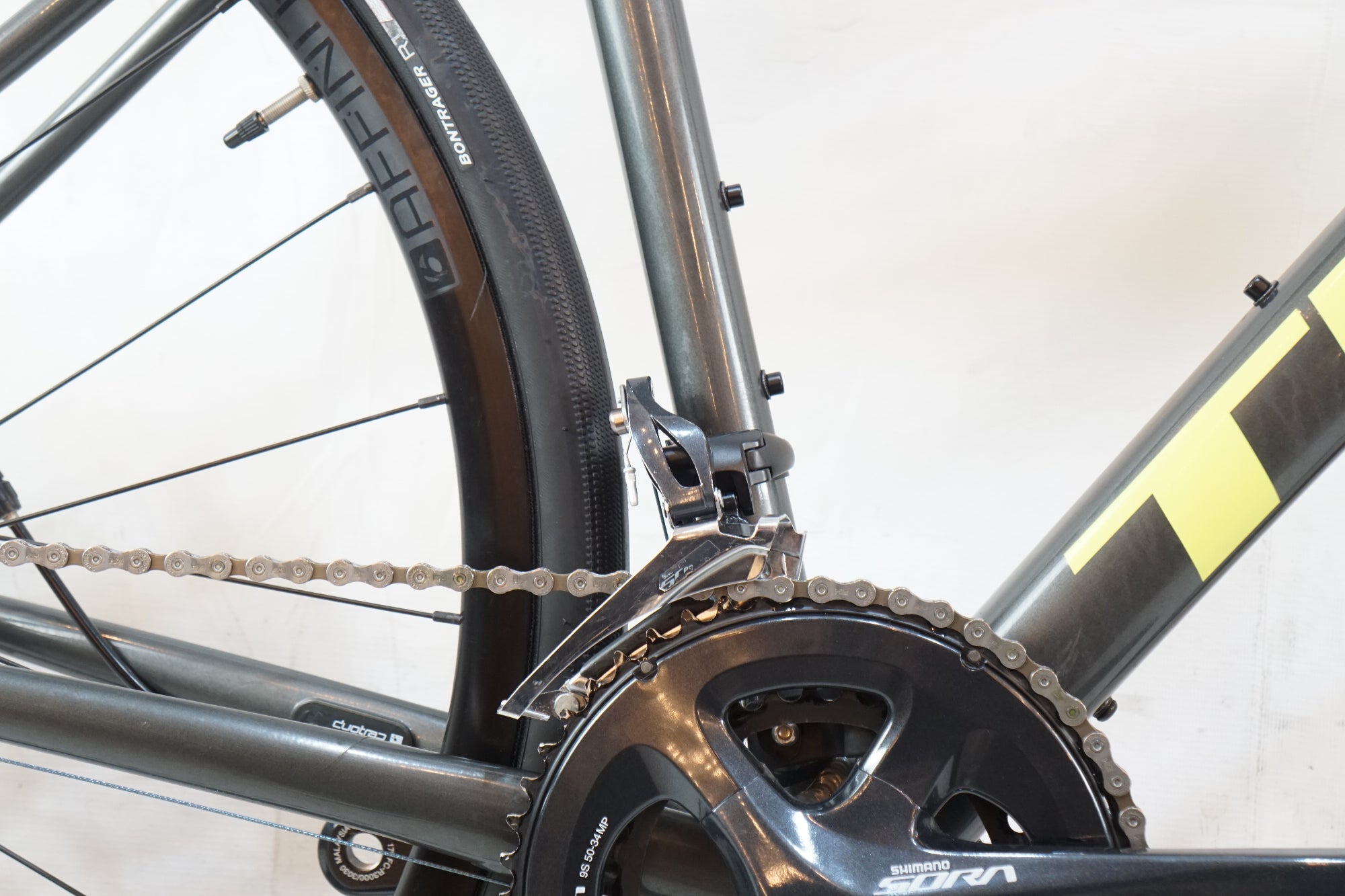 TREK 「トレック」 DOMANE AL3 DISC 2021年モデル ロードバイク