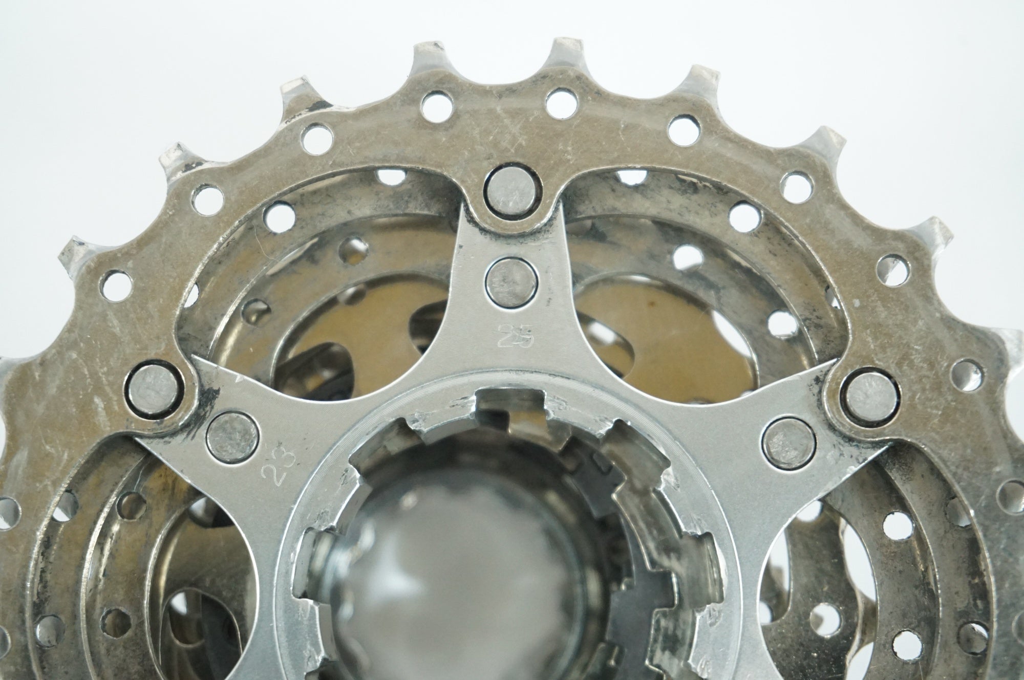 シマノ　RSホイール　105_11速28T スプロケ　タイヤ付き　カバー付き SHIMANO 「シマノ」 105 CS-5700 12-25T スプロケット / 宇都宮店