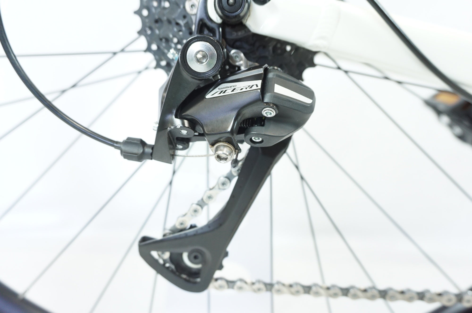 SPECIALIZED 「スペシャライズド」 SIRRUS 2.0 2023年モデル クロス