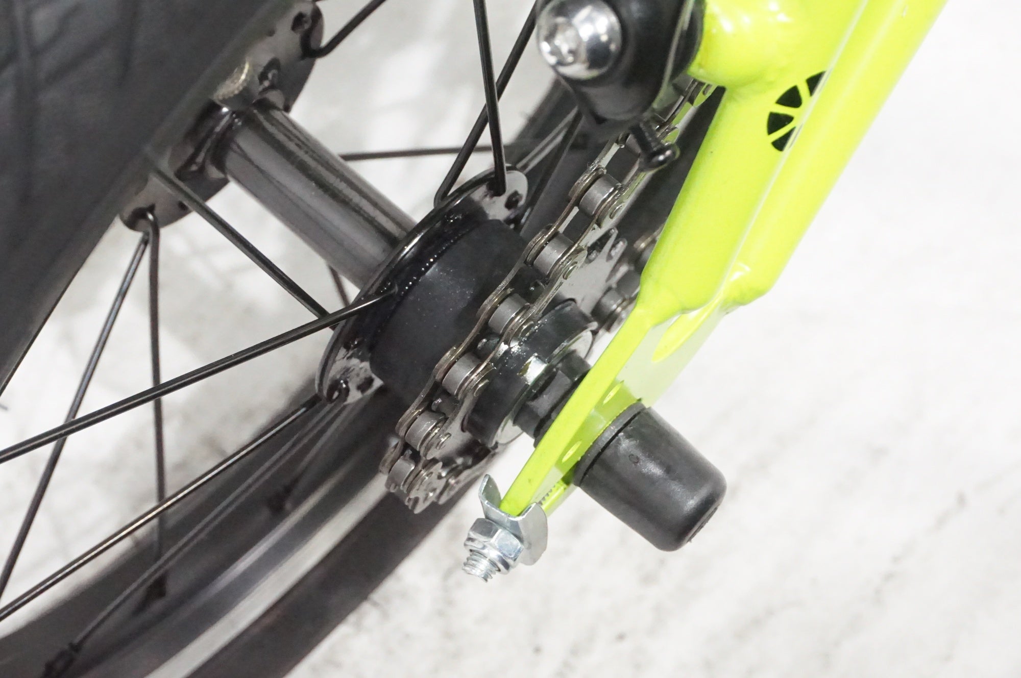 DAHON 「ダホン」 FAROUT 2025年モデル 14インチ 折り畳み自転車 / AKIBA店