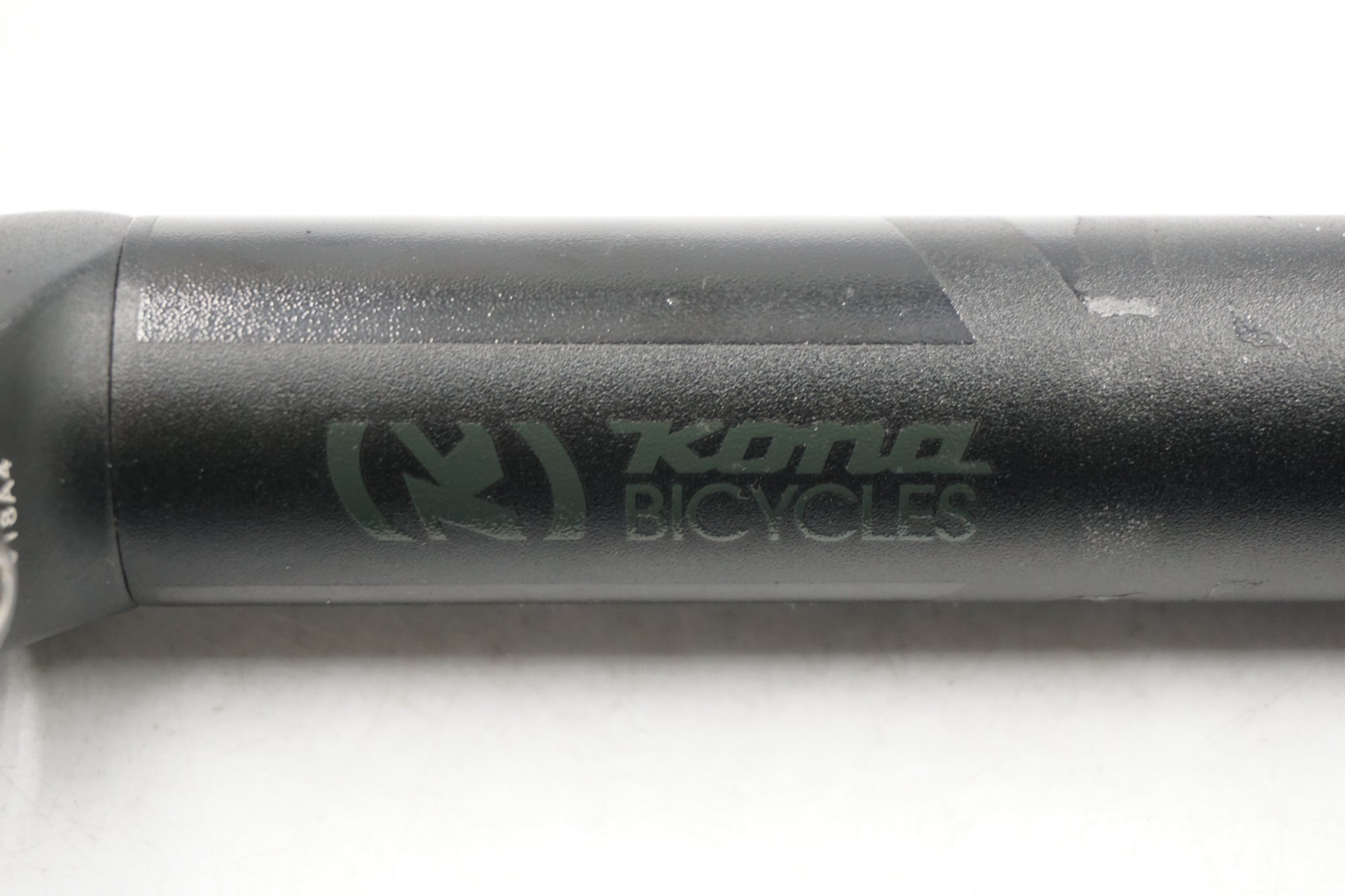 KONA 「コナ」 Φ30.6 301mm シートポスト / 奈良店
