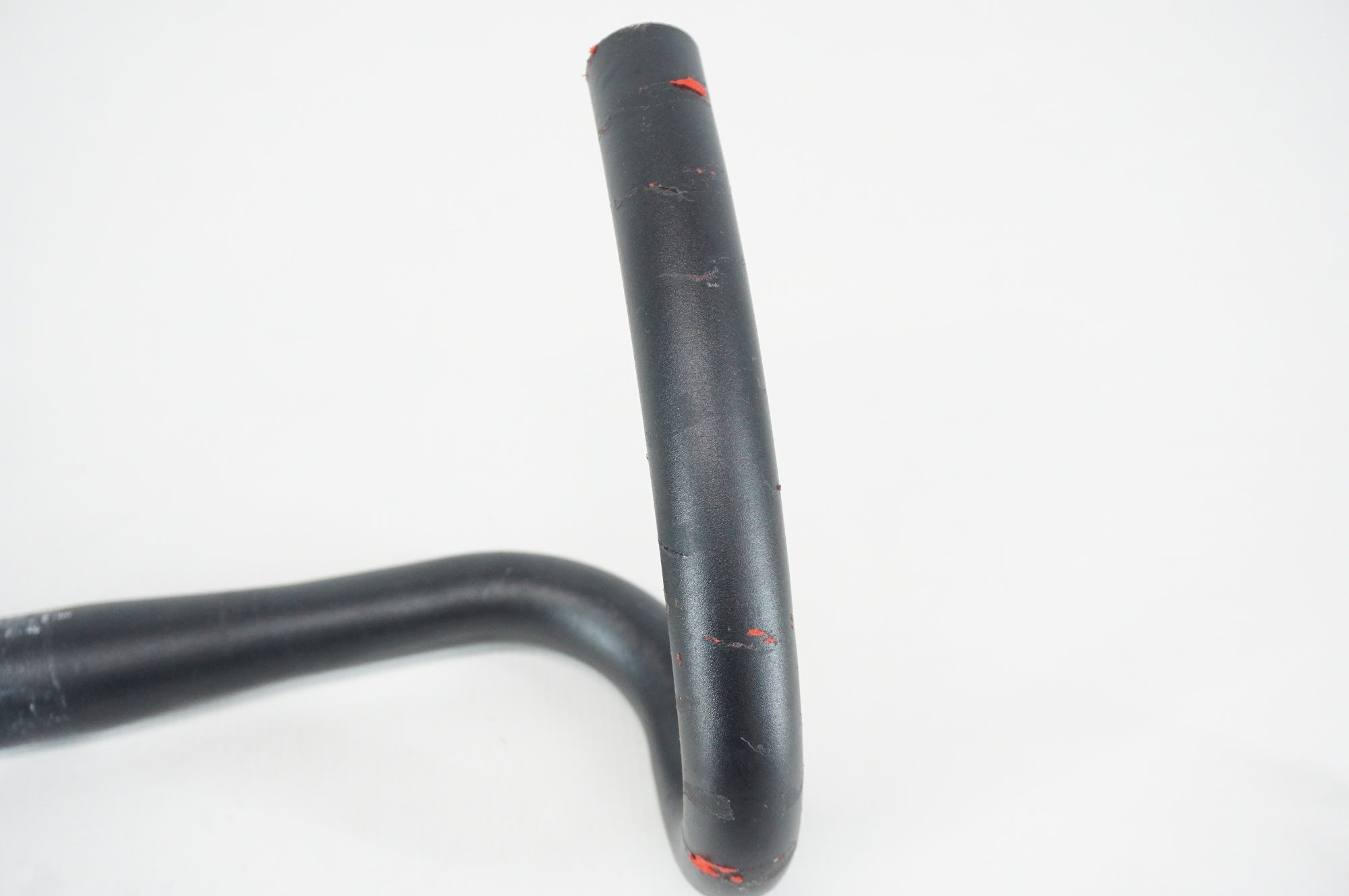 3T 「スリーティー」 ERGOSUM PRO Φ31.8 400mm ハンドル / 阪急塚口店