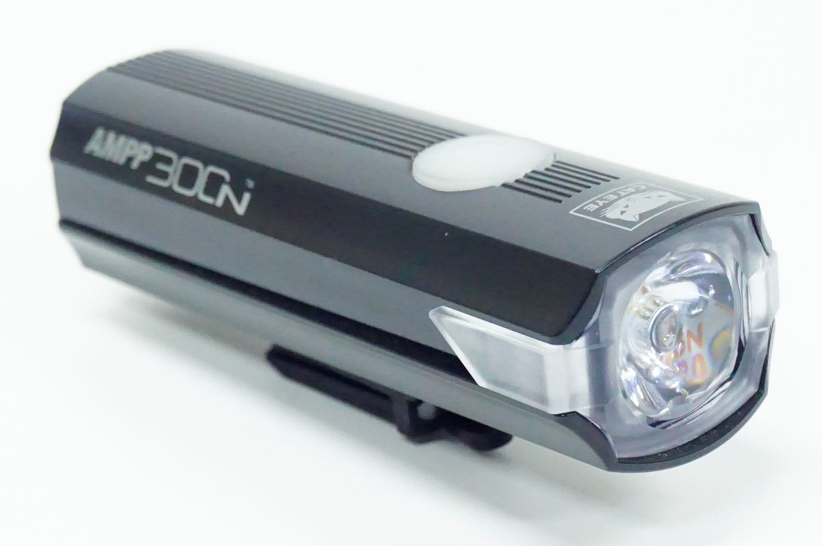 CATEYE 「キャットアイ」 AMPP300N フロントライト / 名古屋大須店
