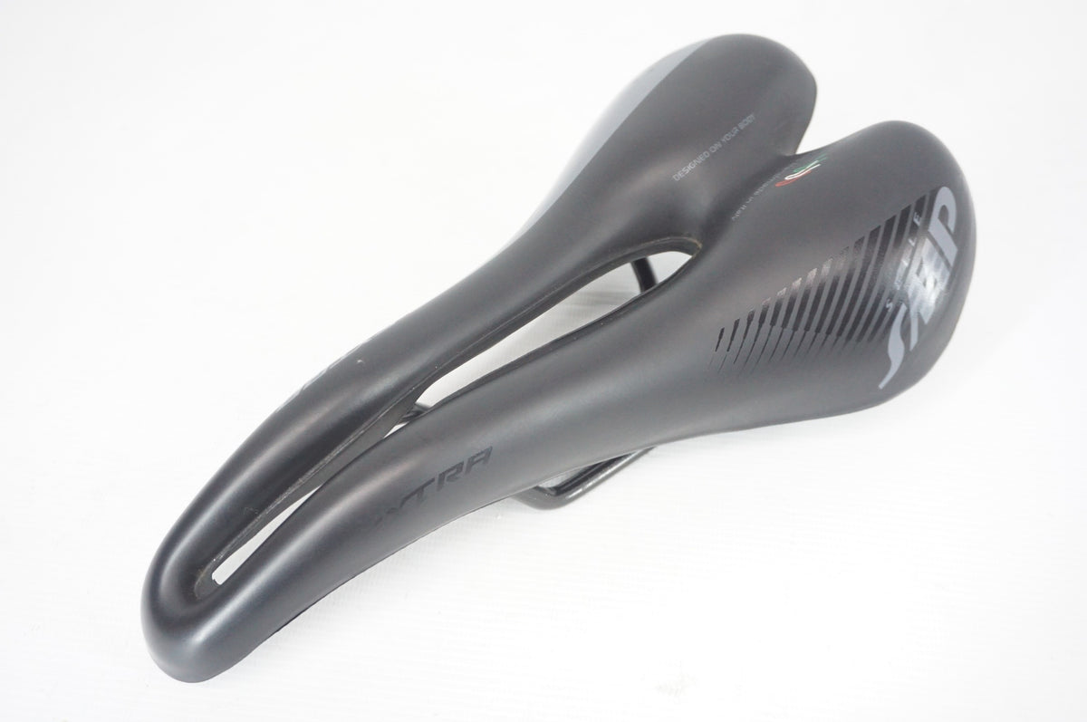 SELLE SMP 「セラエスエムピー」  EXTRA サドル / 阪急塚口店
