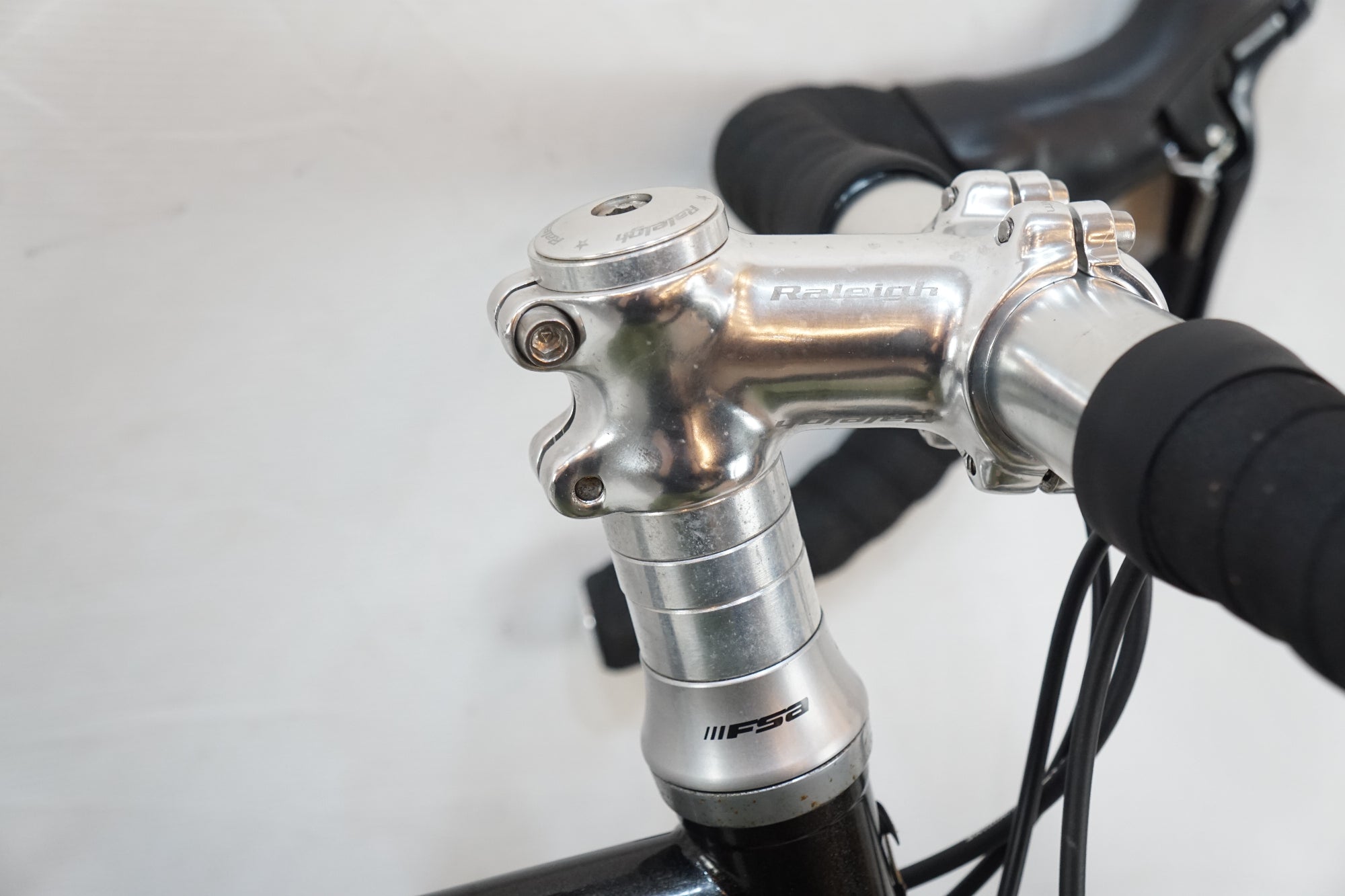 RALEIGH 「ラレー」 CARLTON-A 2019年モデル ロードバイク / バイチャリ浦和ベース