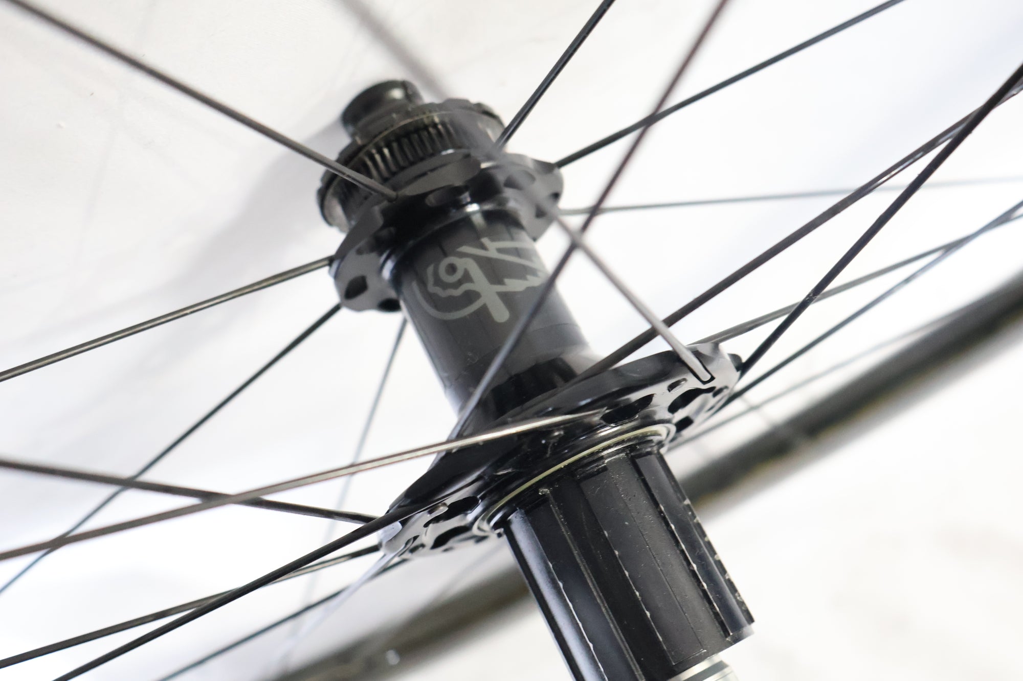 CAMPAGNOLO 「カンパニョーロ」 SHAMAL CARBON DB シマノ 11速 ホイールセット / 高知店