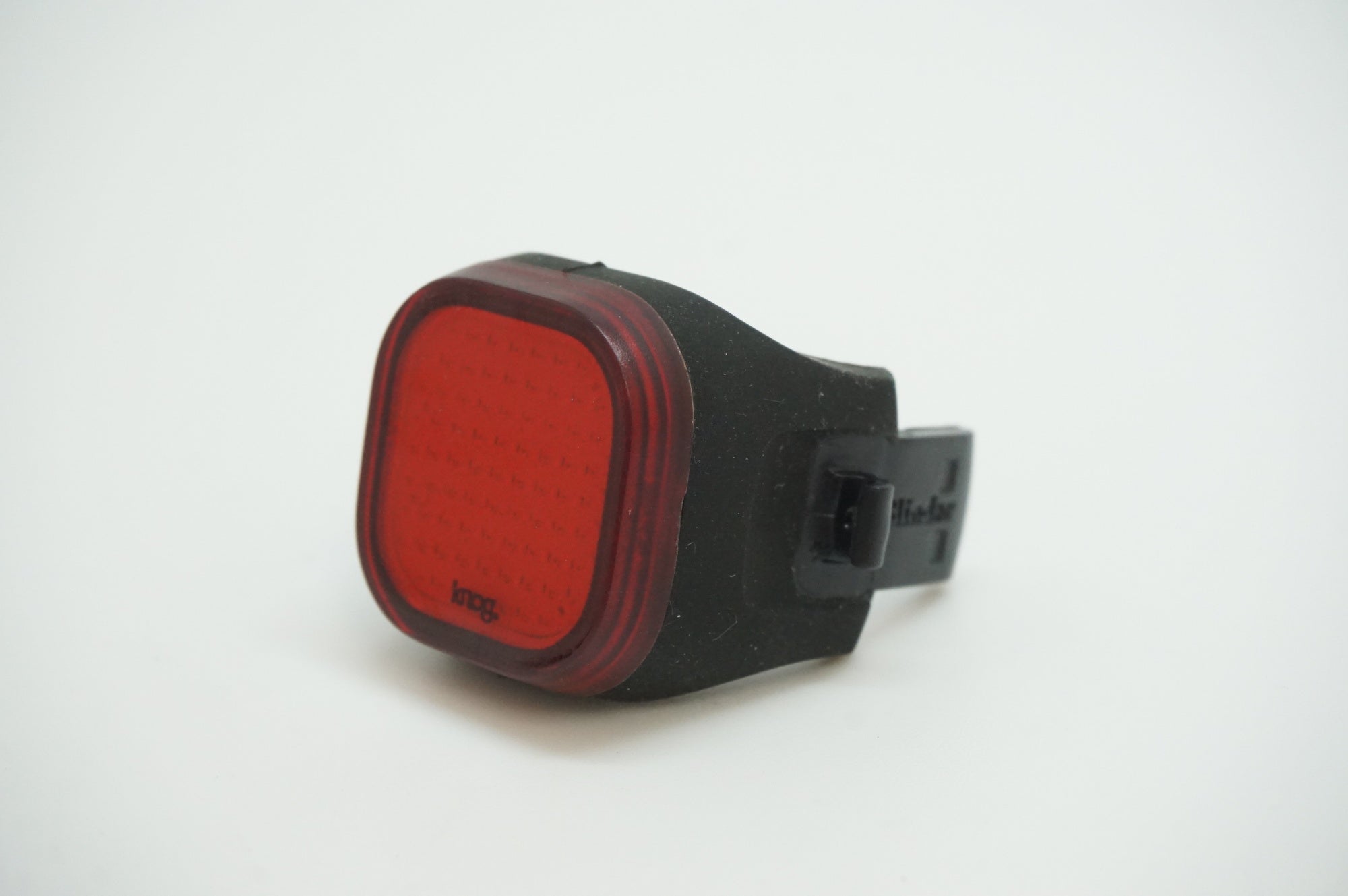 KNOG 「ノグ」 BLINDER MINI CROSS リアライト / 福岡店