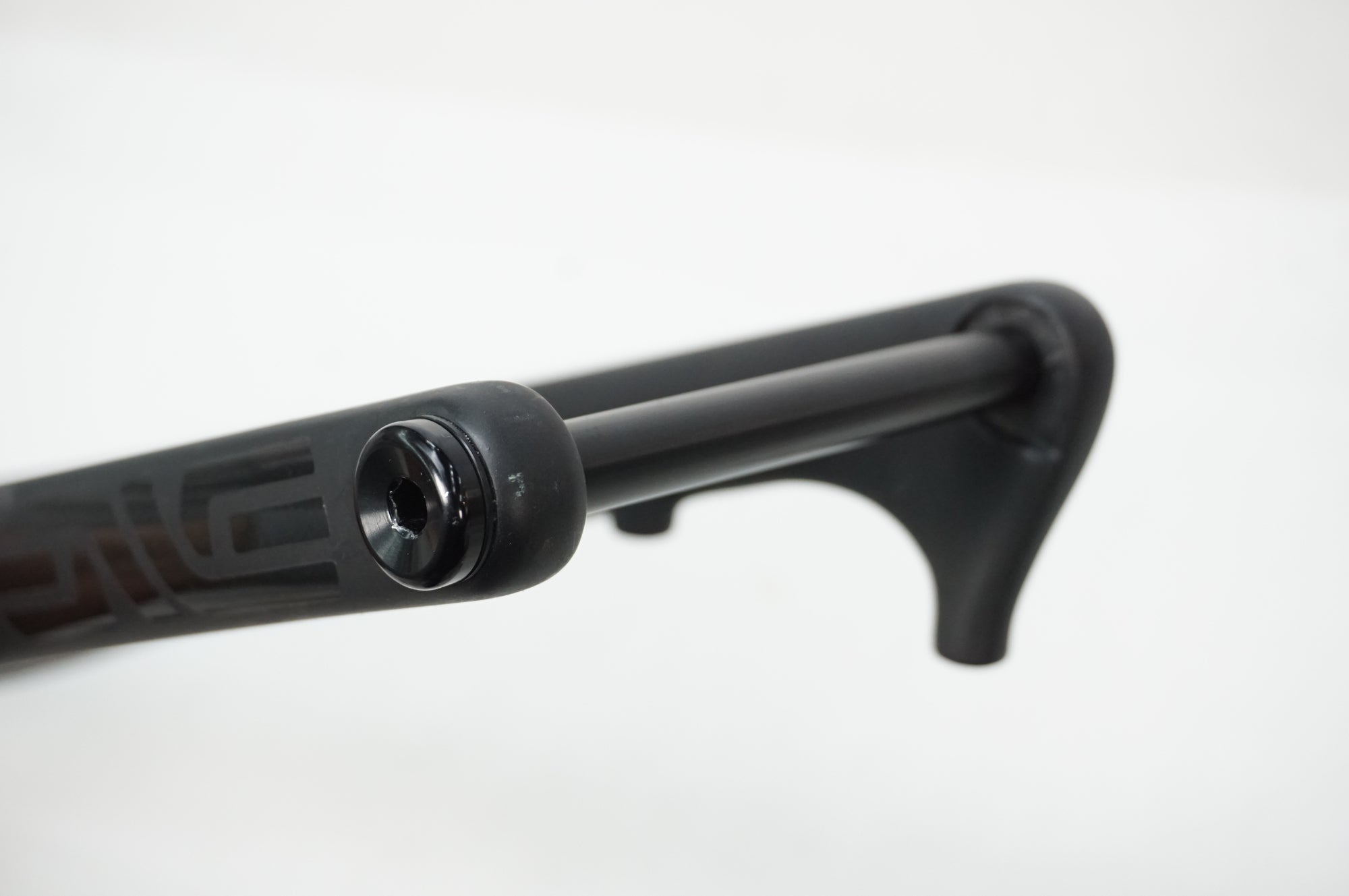 ENVE 「エンヴィ」 CROSS DISC フロントフォーク / 川越店