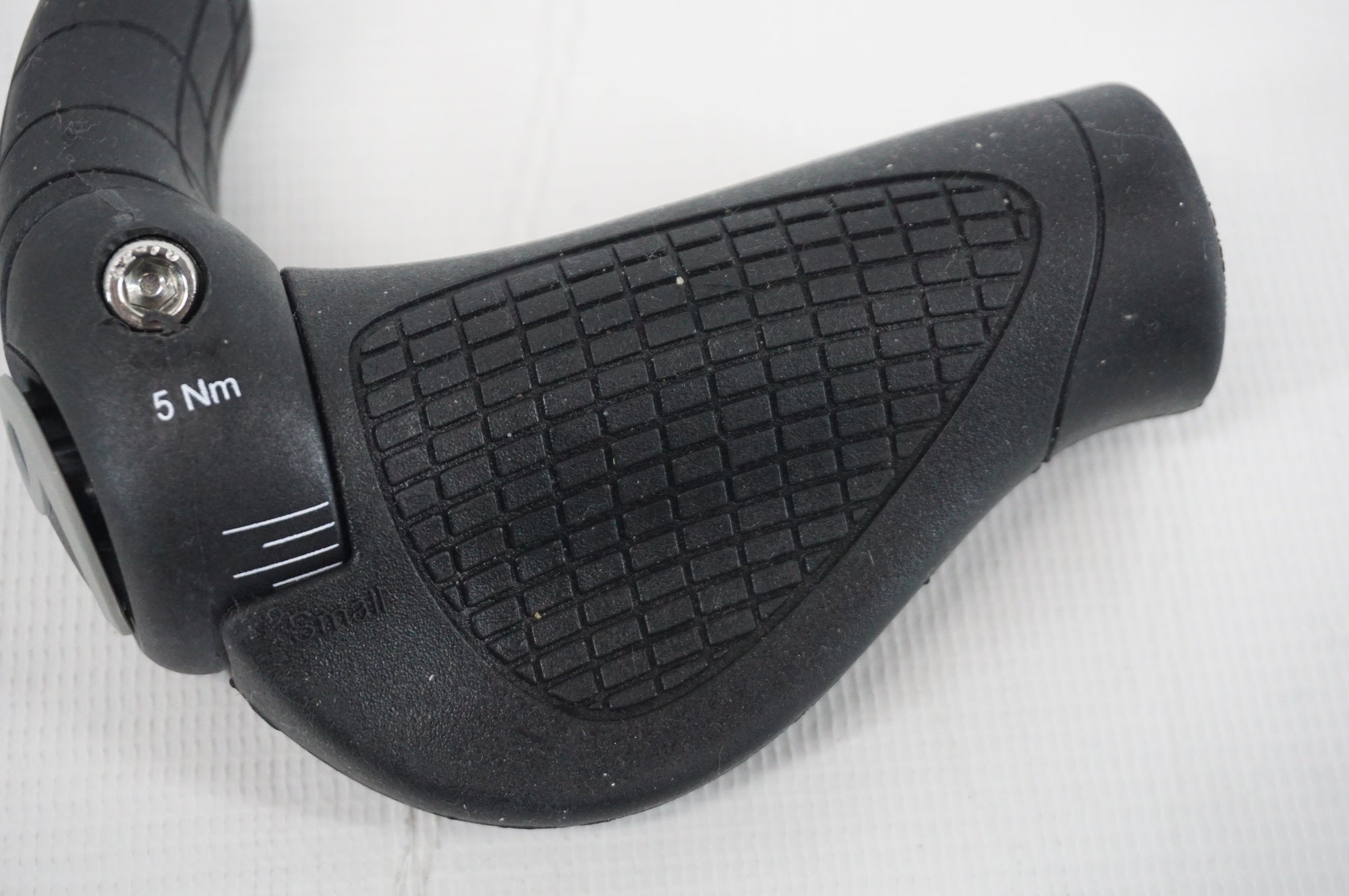 ERGON 「エルゴン」 GP2 グリップ / 阪急塚口店