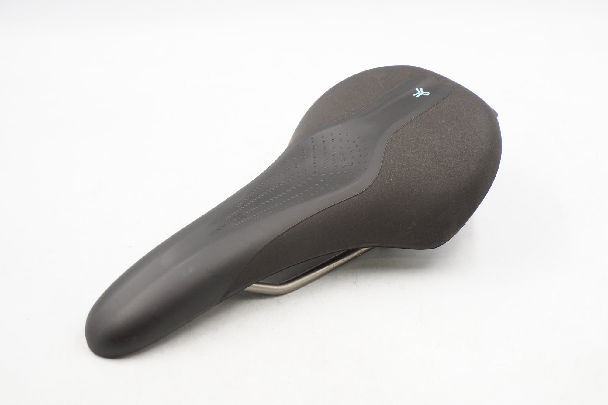 SELLE ROYAL 「セラロイヤル」 SCIENTIA A2 サドル / 奈良店