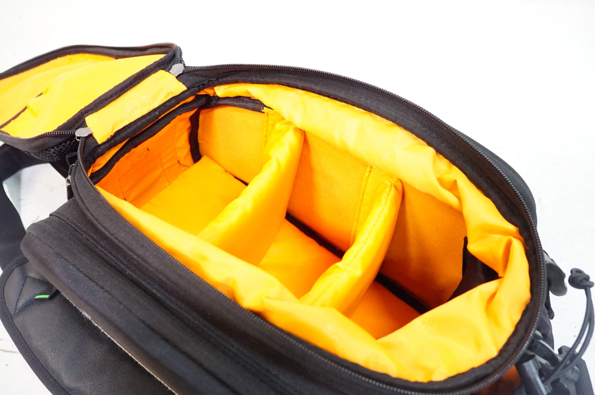 ROCKBROS 「ロックブロス」 リアキャリアバッグ / 熊谷本店