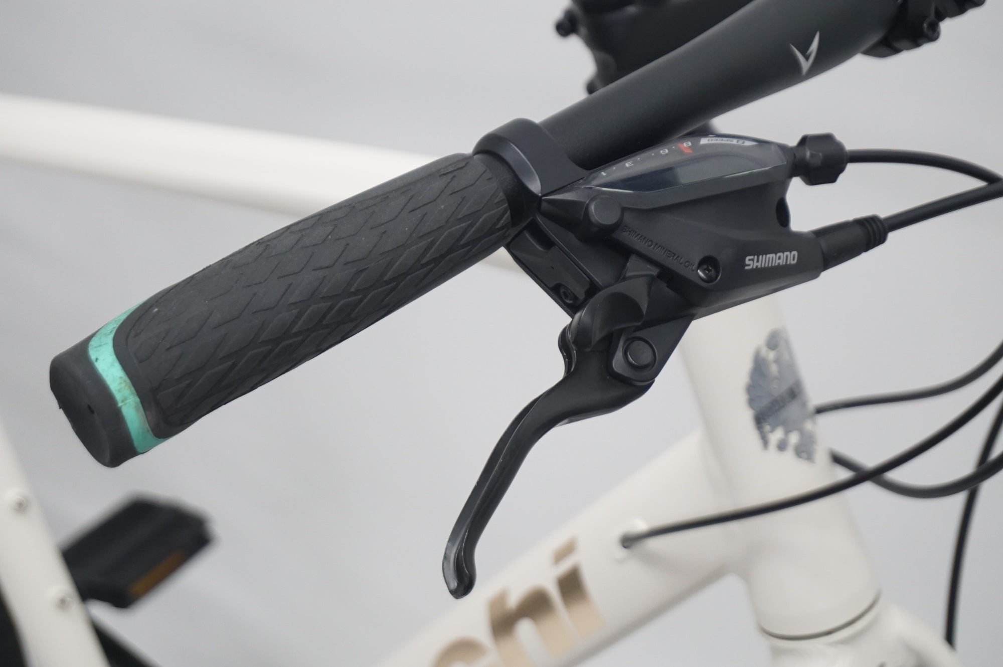 BIANCHI 「ビアンキ」 C SPORT2 DISC 2025年モデル クロスバイク 