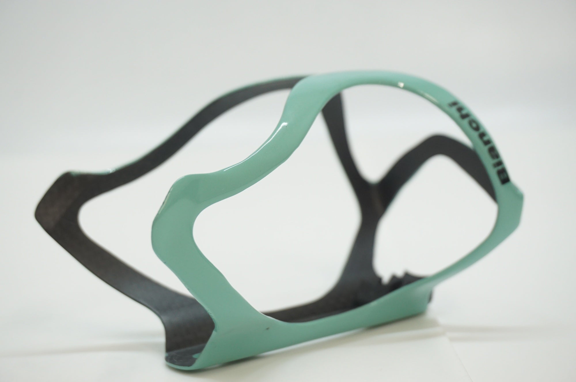 BIANCHI 「ビアンキ」 PERFORMANCE CARBON ボトルケージ / 福岡店