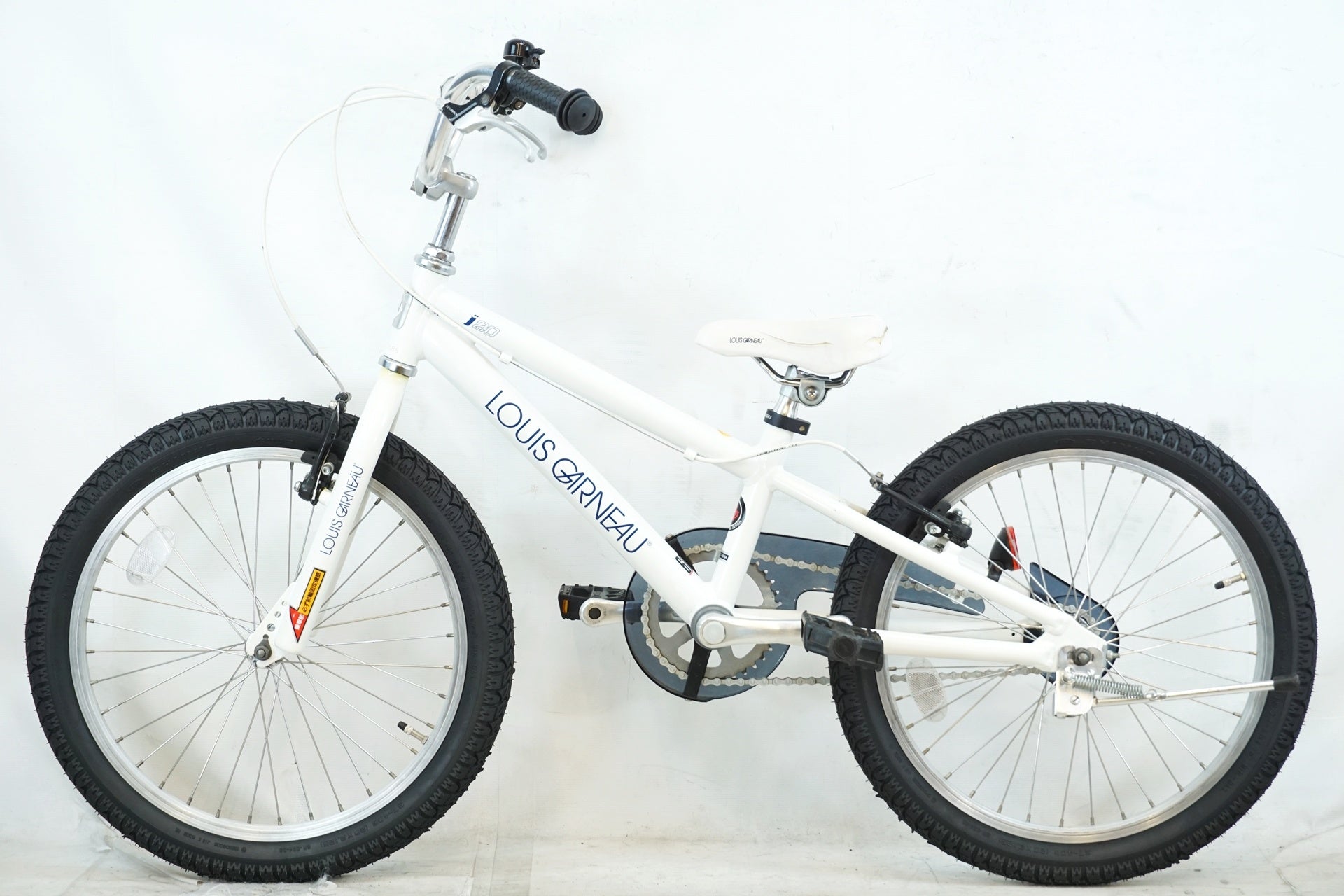 美品！ルイガノ 20 ジュニア自転車 白 LGS-J20 LOUIS GARNEAU 「ルイガノ」 LGS-J20 2022年モデル キッズバイク