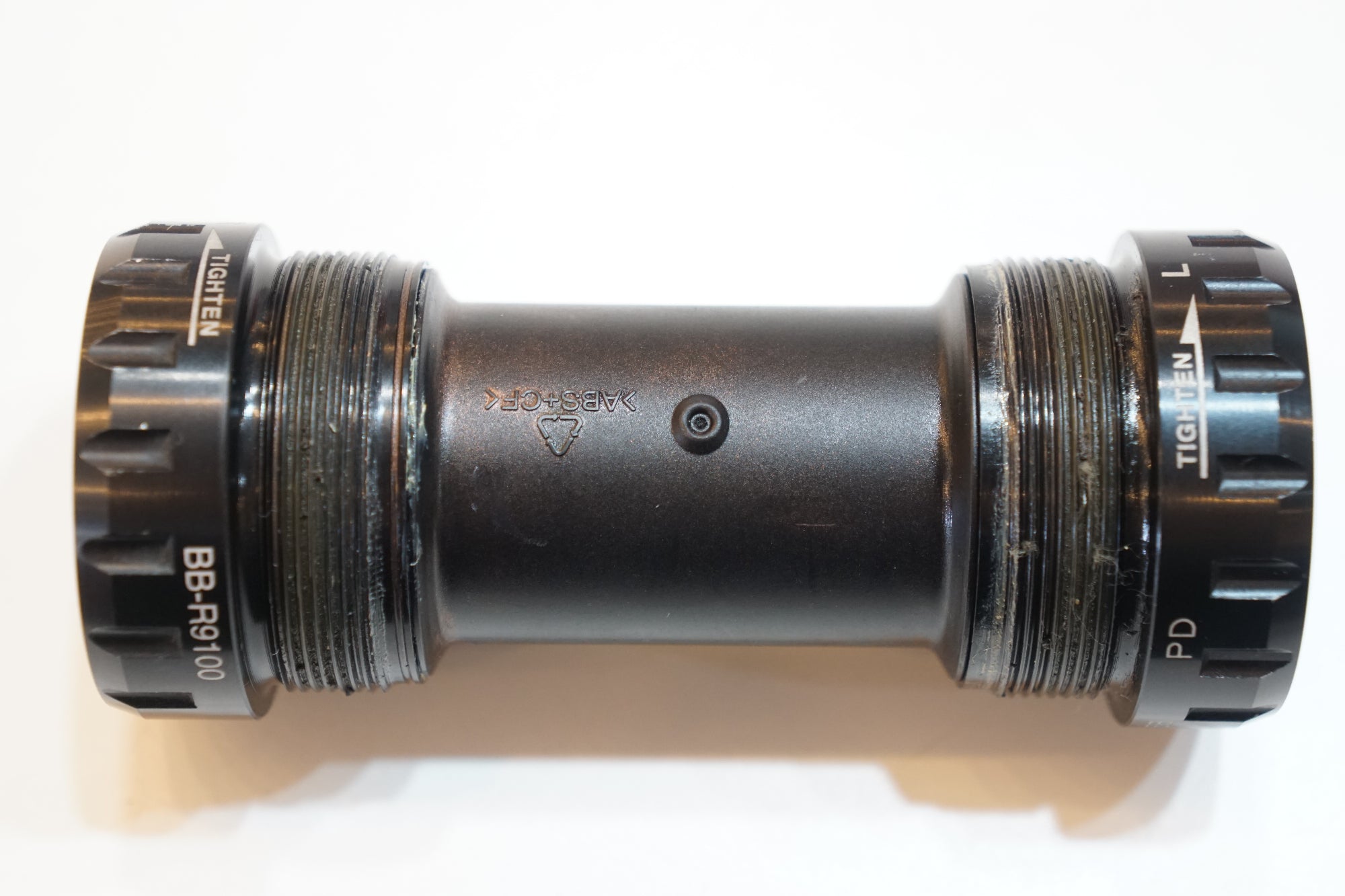 SHIMANO 「シマノ」 BB-R9100 ボトムブラケット / バイチャリ浦和ベース