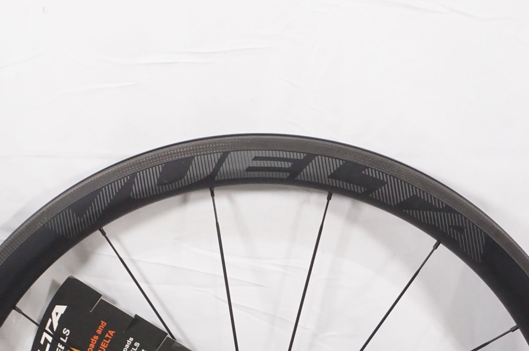VUELTA 「ヴエルタ」 Carbon Pro VX2 ホイールセット / AKIBA店