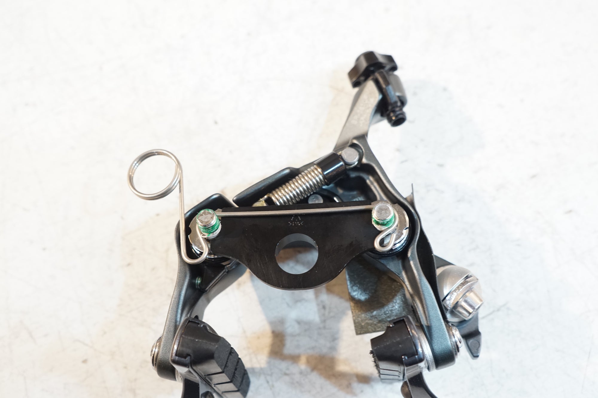 SHIMANO 「シマノ」 ULTEGRA BR-6810-F ダイレクトマウントブレーキ