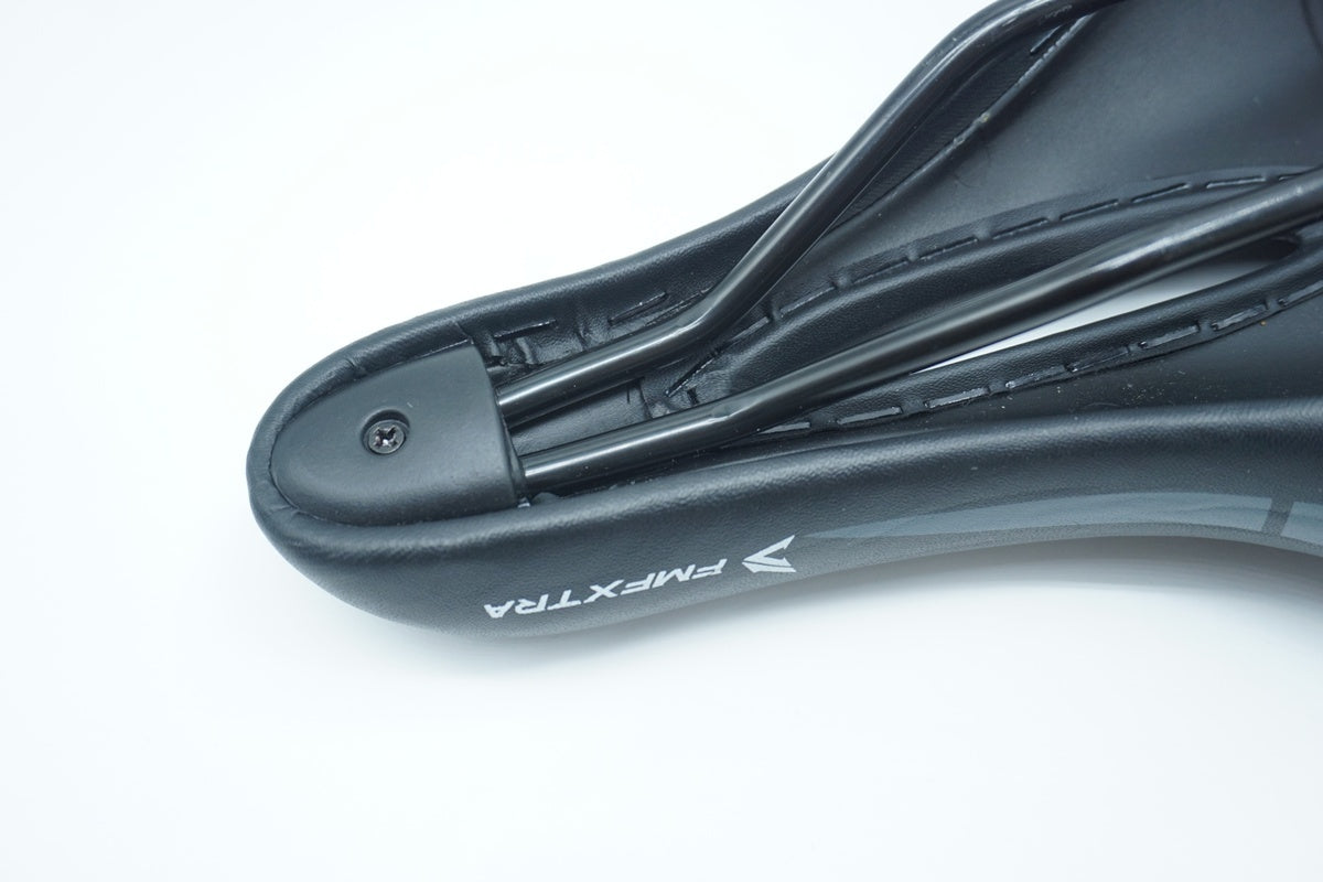 FMFXTRA「エフエムエフエクストラ」 サドル/ 京都西院店