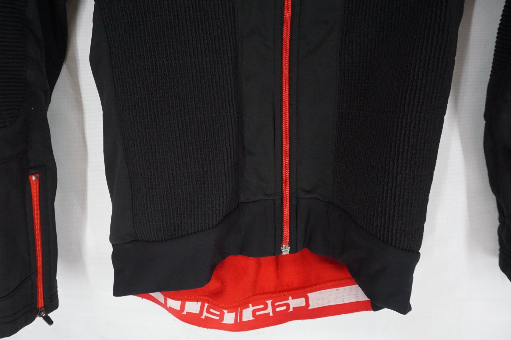 CASTELLI 「カステリ」 Sサイズ 冬用ジャケット / 阪急塚口店