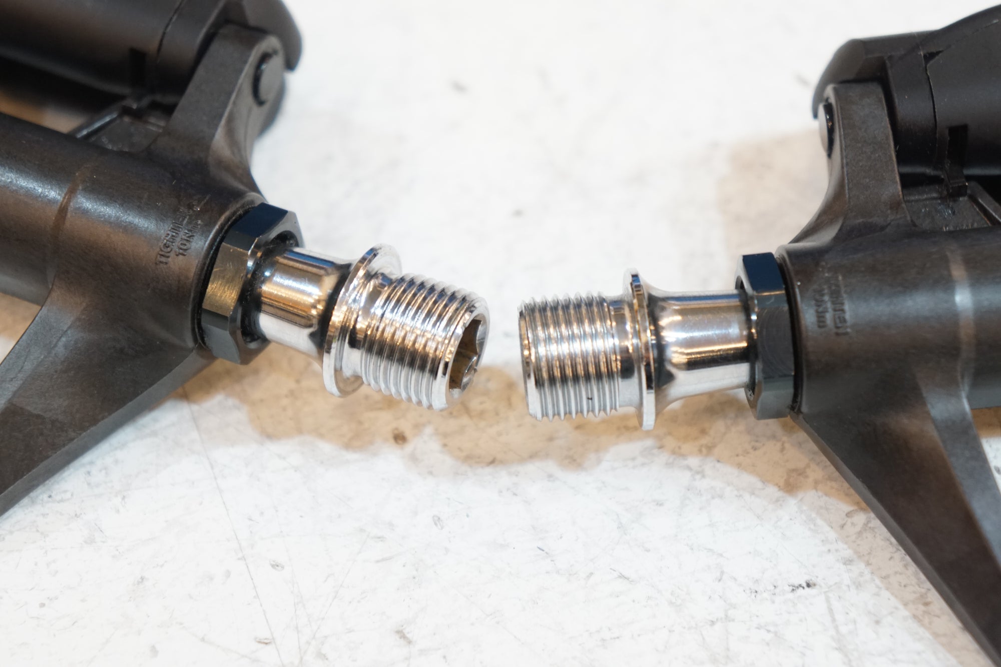 SHIMANO 「シマノ」 ULTEGRA PD-R8000 ペダル / バイチャリ浦和ベース