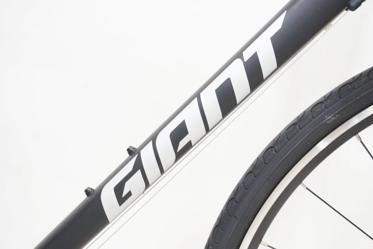 GIANT 「ジャイアント」 ESCAPE R3 2025年モデル クロスバイク / 京都西院店